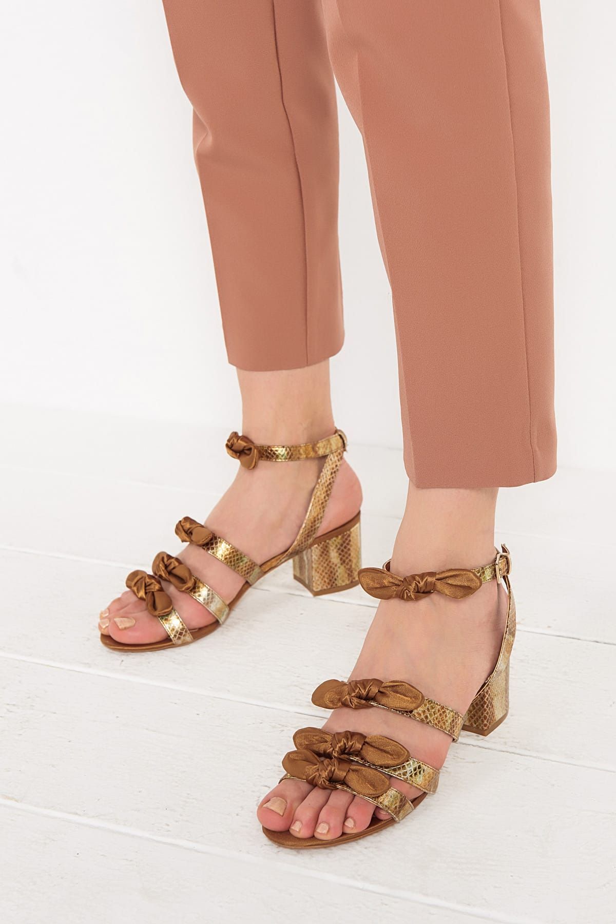 Elle DOLORESSA Hakiki Deri Bakır Rengi Kadın Topuklu Ayakkabı