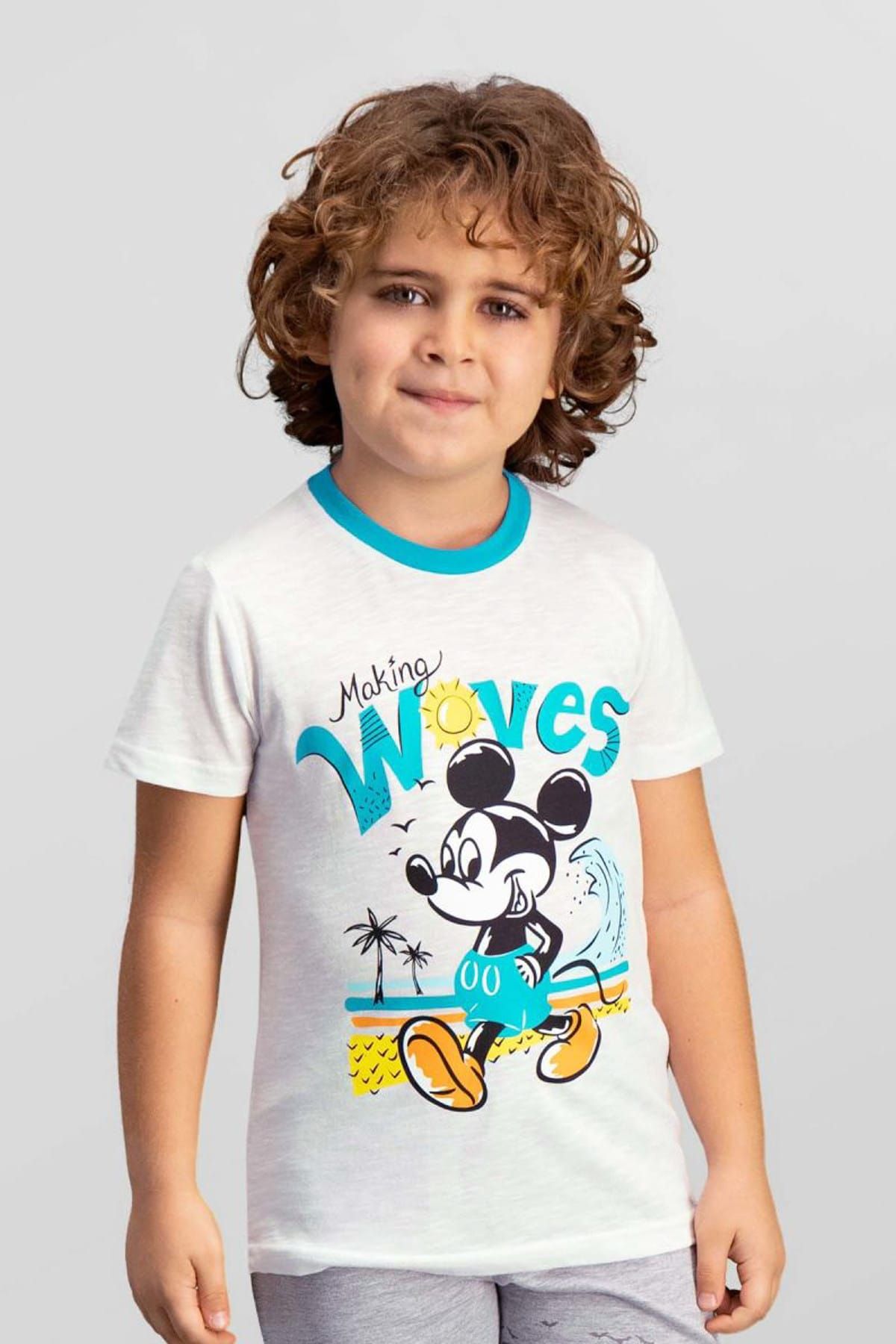 Mickey Mouse Lisanslı Krem Erkek Çocuk T-Shirt