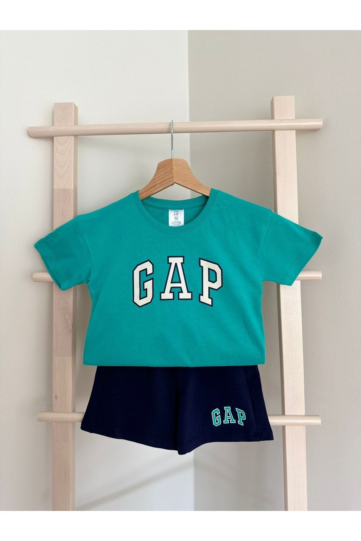 GAP Premium Kalite Gap Şortlu Çocuk Takım - Çocuk Yazlık Alt Üst Takım