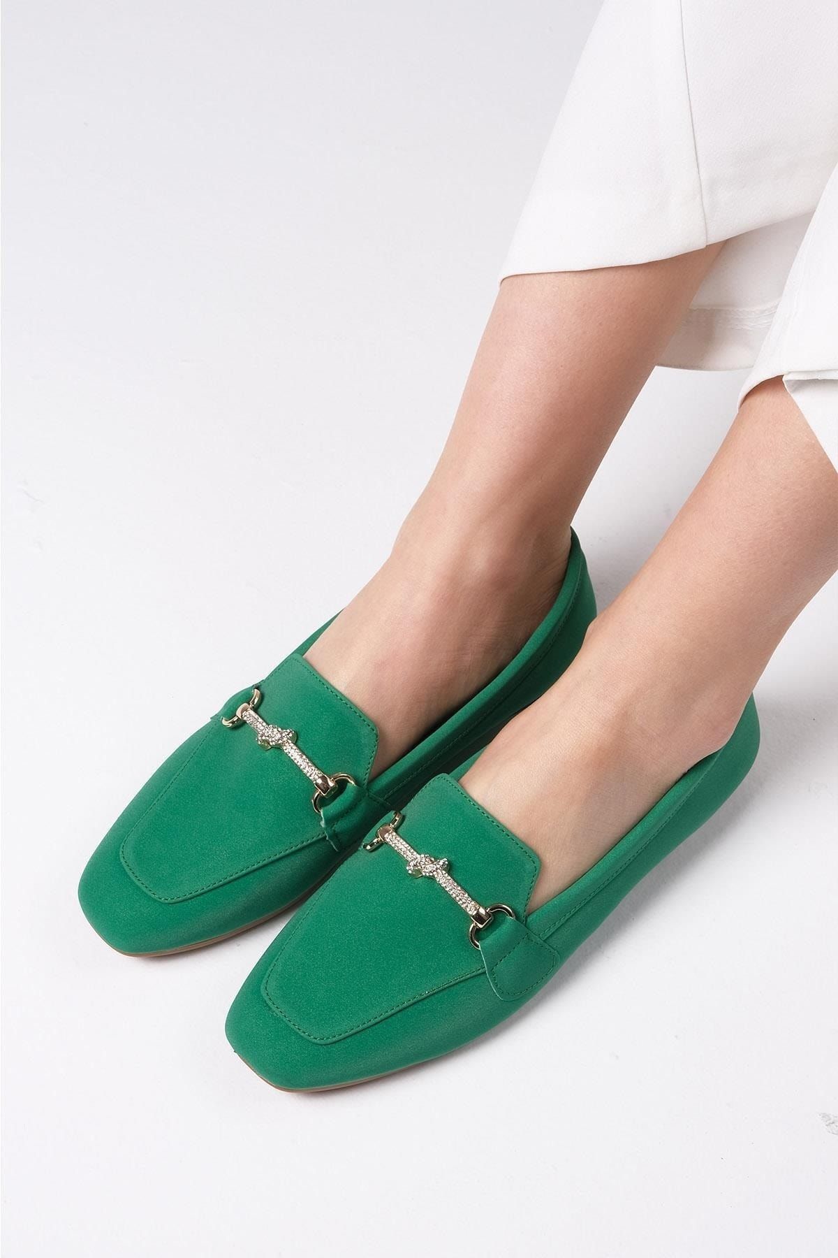 Mio Gusto Marisol Yeşil Renk Taşlı Tokalı Kadın Günlük Düz Loafer Ayakkabı