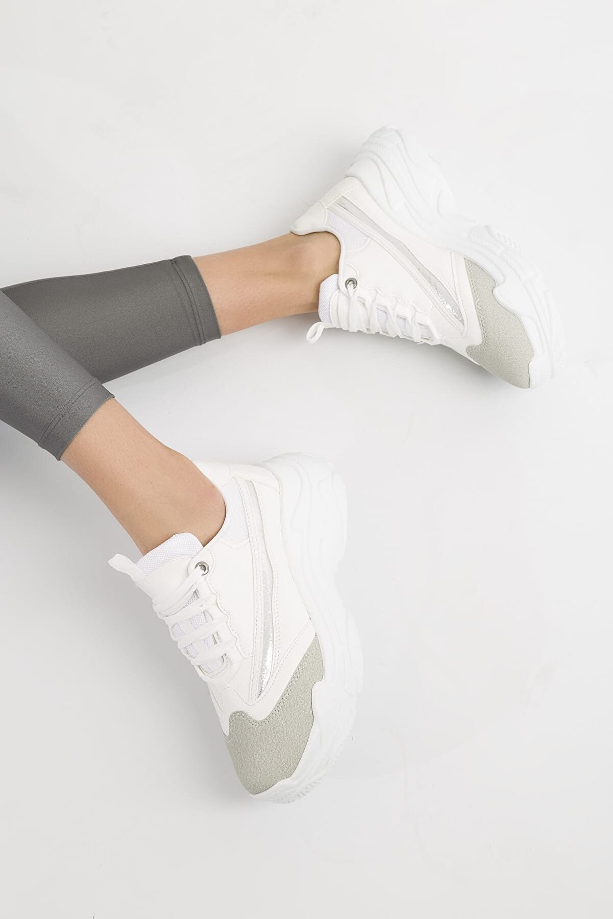 SOHO Beyaz Kadın Sneaker 9644
