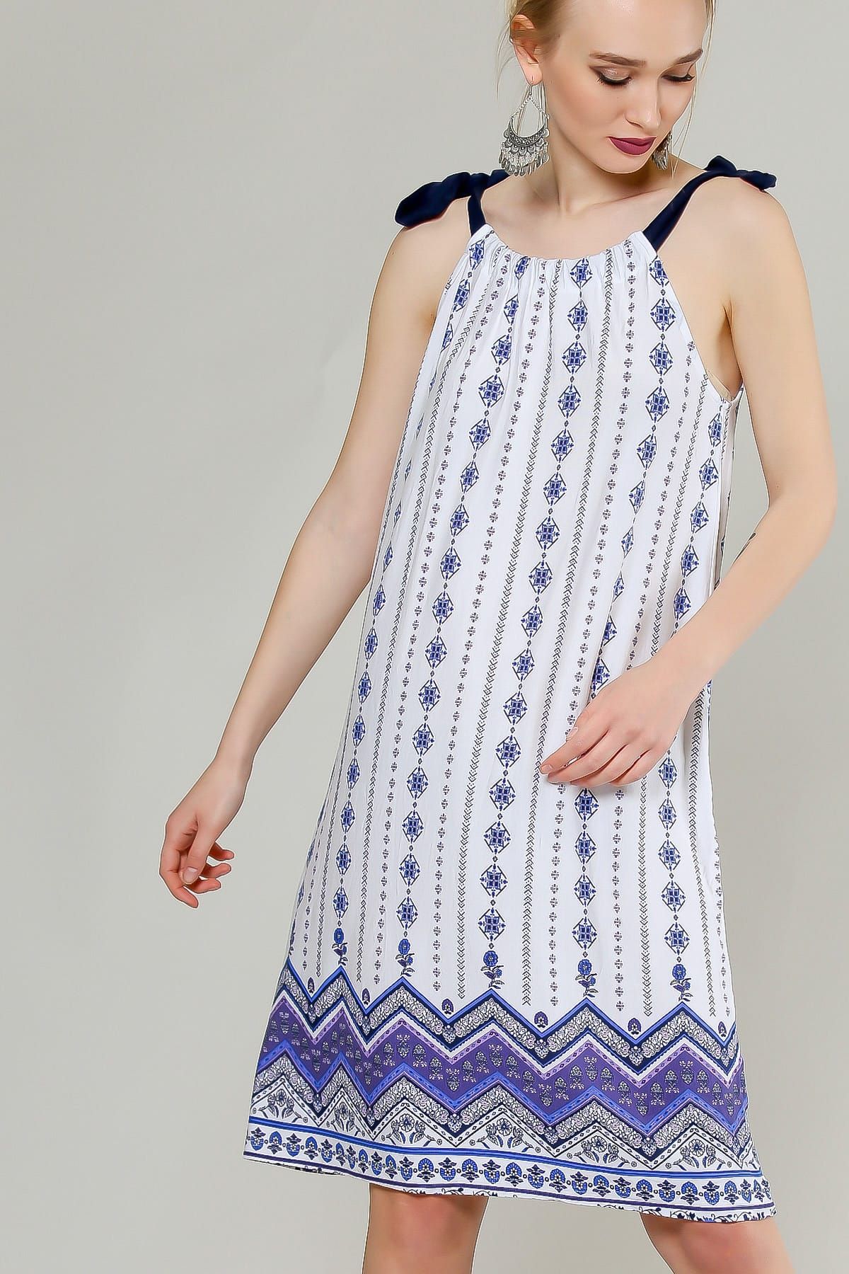 Chiccy Kadın Beyaz Floral Tribal Desenli Etek Ucu Panolu Askılı Elbise C10160000El98427