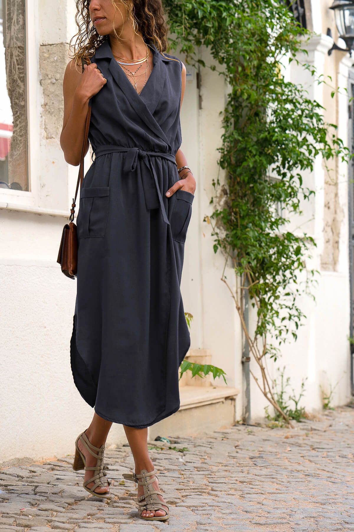 Trend Alaçatı Stili Kadın Lacivert Kolsuz Kruvaze Elbise DNZ-2162