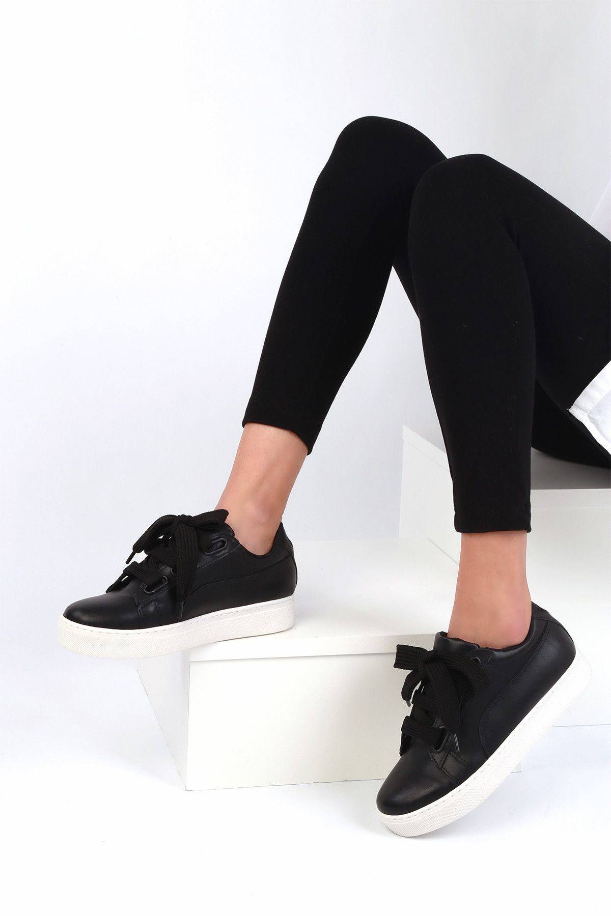 SOHO Siyah Kadın Sneaker 8121
