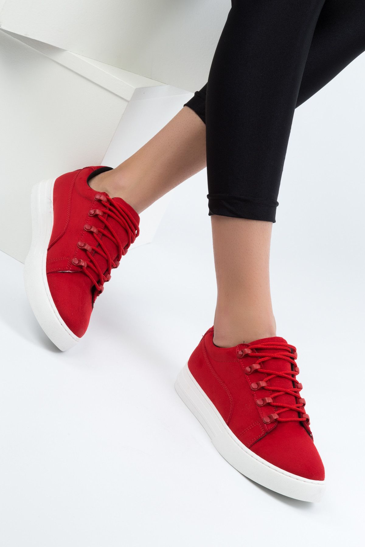 SOHO Kırmızı Süet Kadın Sneaker 8606