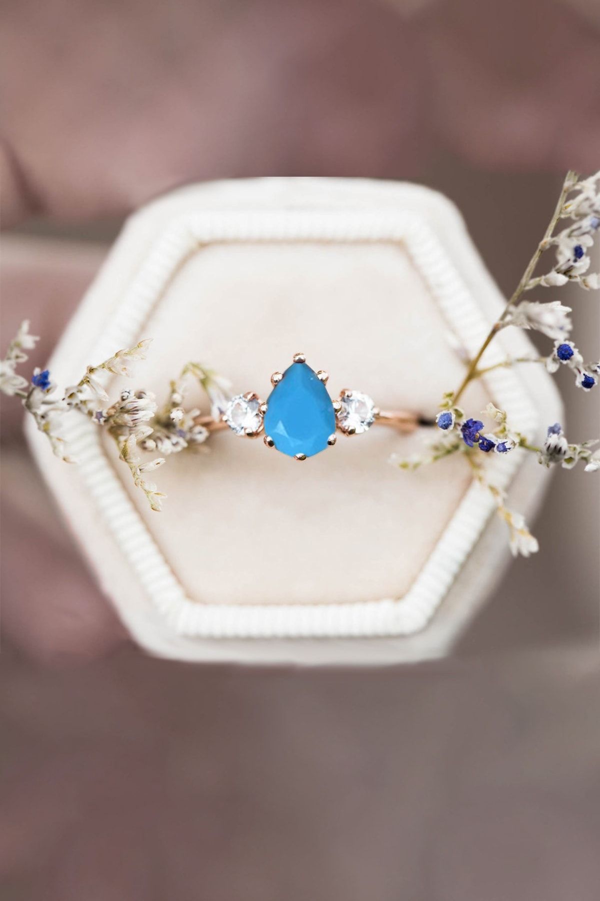 Sahira Jewelry Mistik Topaz Mavi Firuze Taşlı Ayarlanabilir 14 K Rose Altın Kaplama Kadın Yüzük