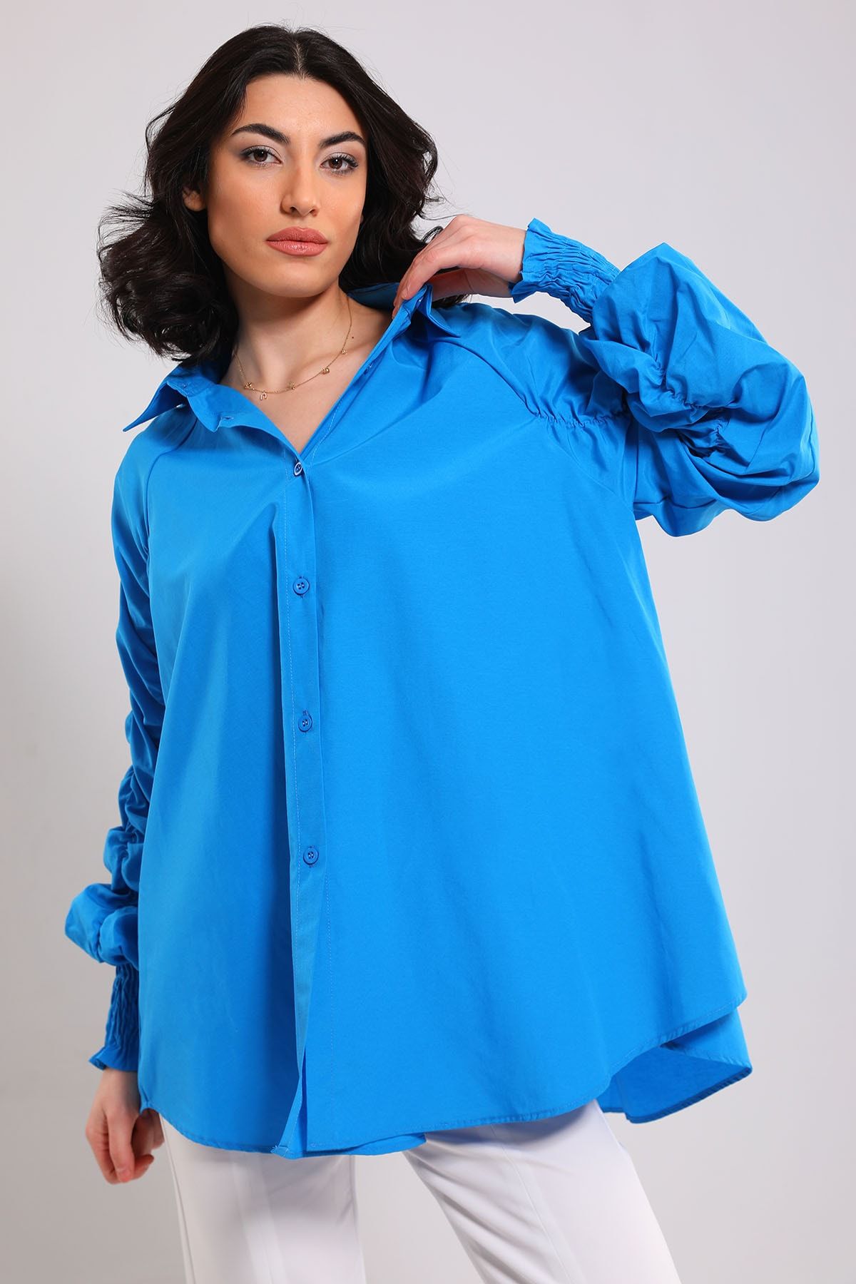 Julude Saksmavisi Kadın Kol Büzgü Detaylı Lastikli Salaş Gömlek
