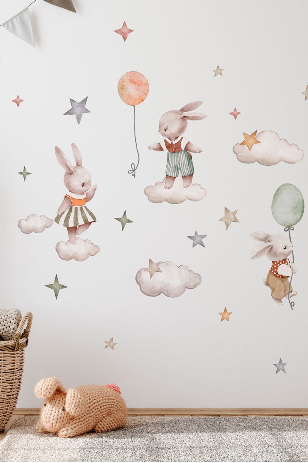 Sim Tasarım Harikalar Diyarında Neşeli Tavşanlar Çocuk Odası Duvar Sticker Seti