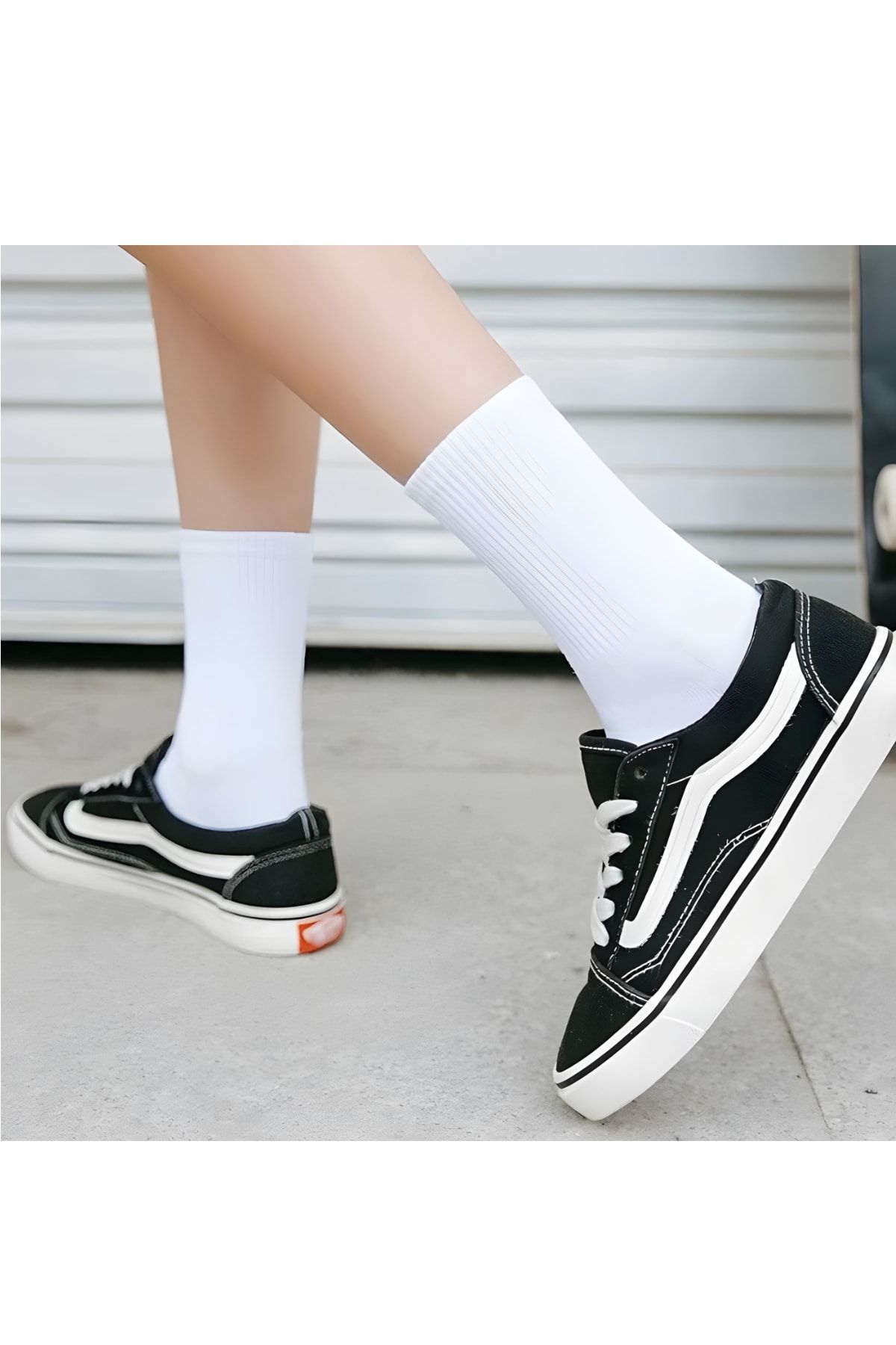 CFNY SOCKS 4 Çift Ekonomik Paket Erkek Kadın Unisex Soket Uzun Tenis Corap Siyah Beyaz Düz Kolej Çoraplar