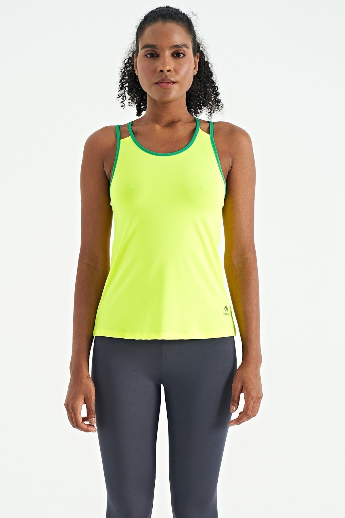 TOMMY LIFE Neon Sarı Çift Askılı Sırt Detaylı Standart Kalıp Kadın Spor Atlet - 97258