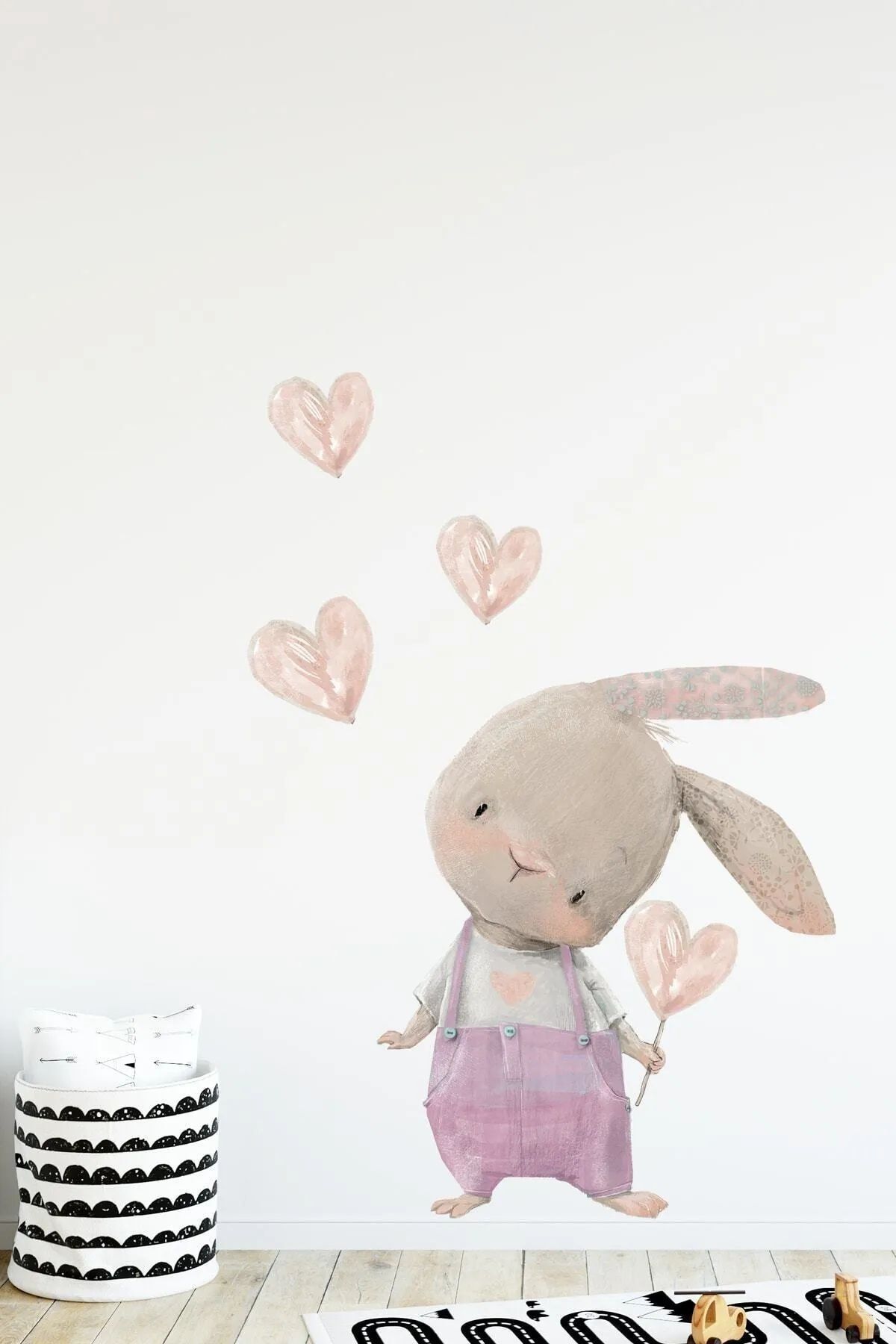 Sim Tasarım Sevimli Kalpli Tavşan Pembe Tulumlu Duvar Sticker Seti