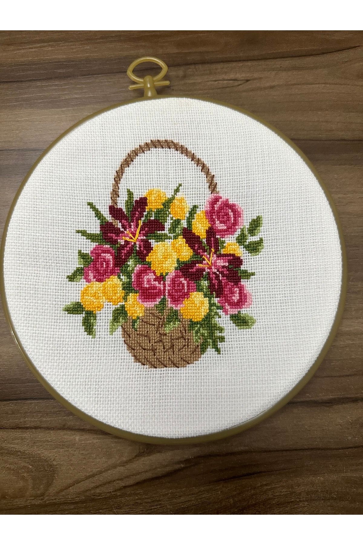 Handmade “sepette Çiçekler” Kanaviçe Tablo