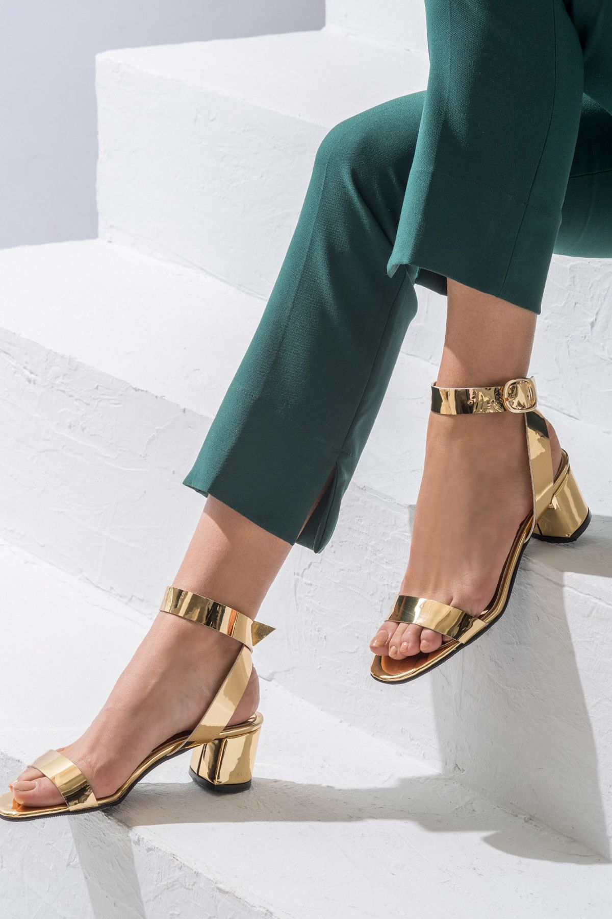 Elle HAYLE Altın Rengi Kadın Topuklu Ayakkabı