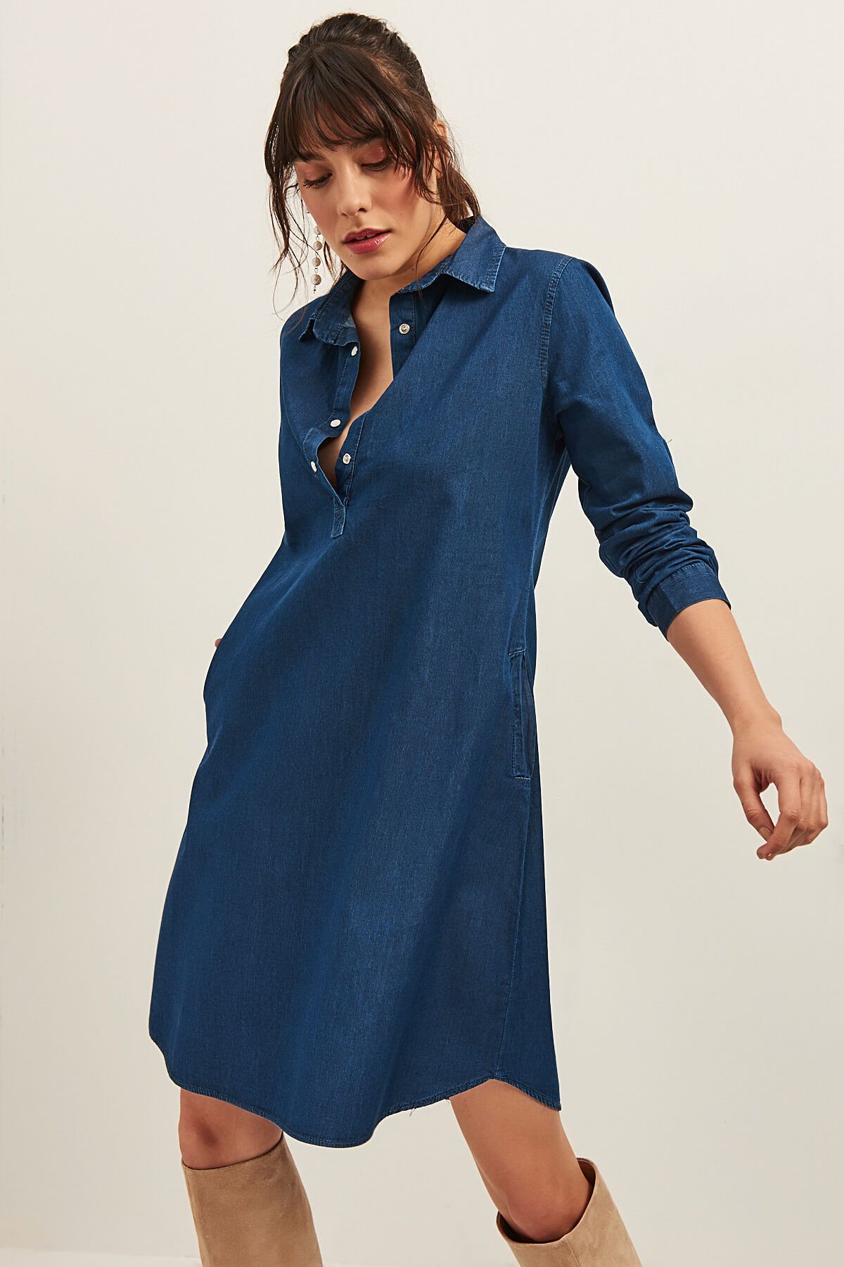 Olalook Kadın Koyu Mavi Cepli Gömlek Yaka Denim Elbise OLA-EL13528