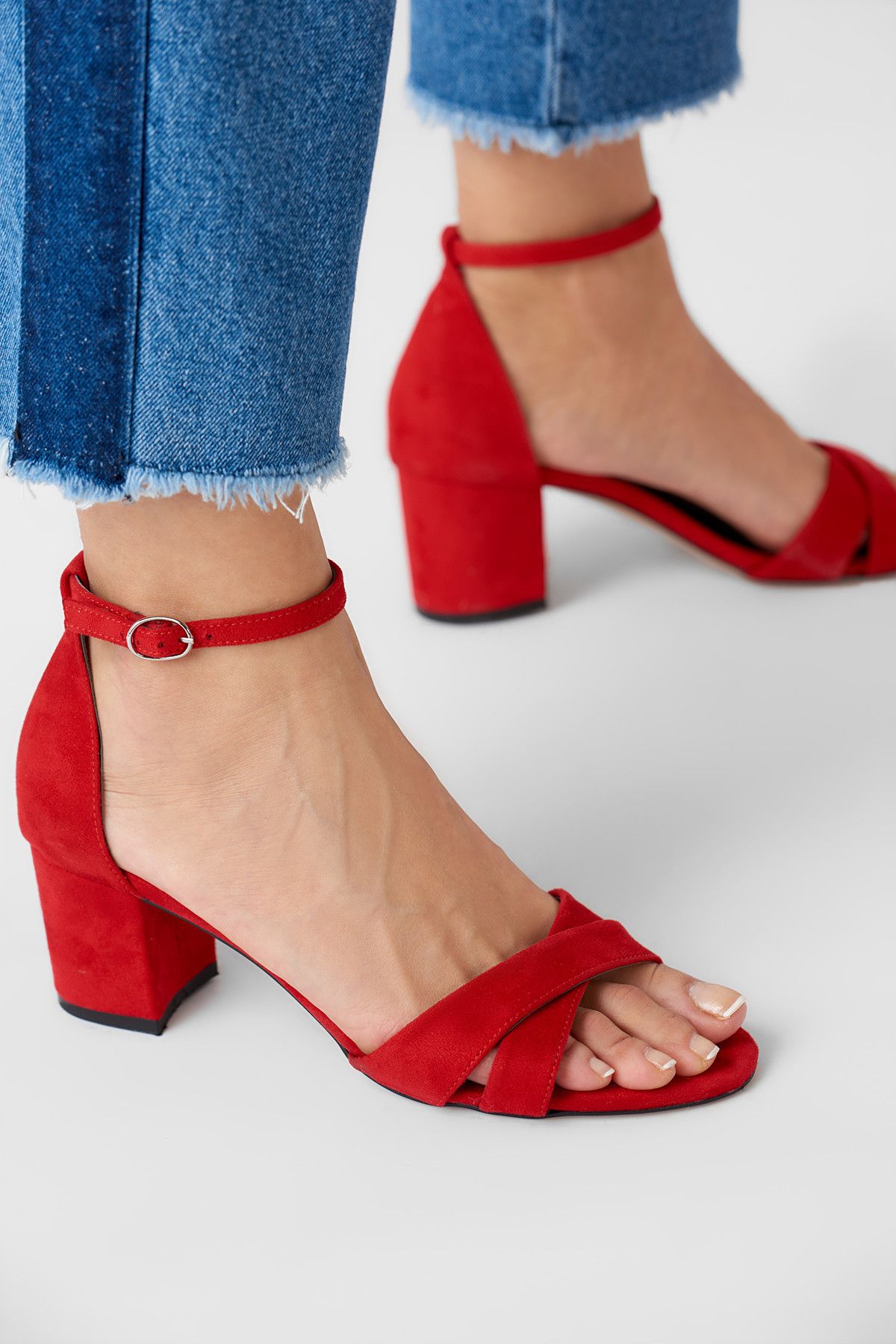 TRENDYOLMİLLA Kırmızı Süet Kadın Topuklu Ayakkabı 8203
