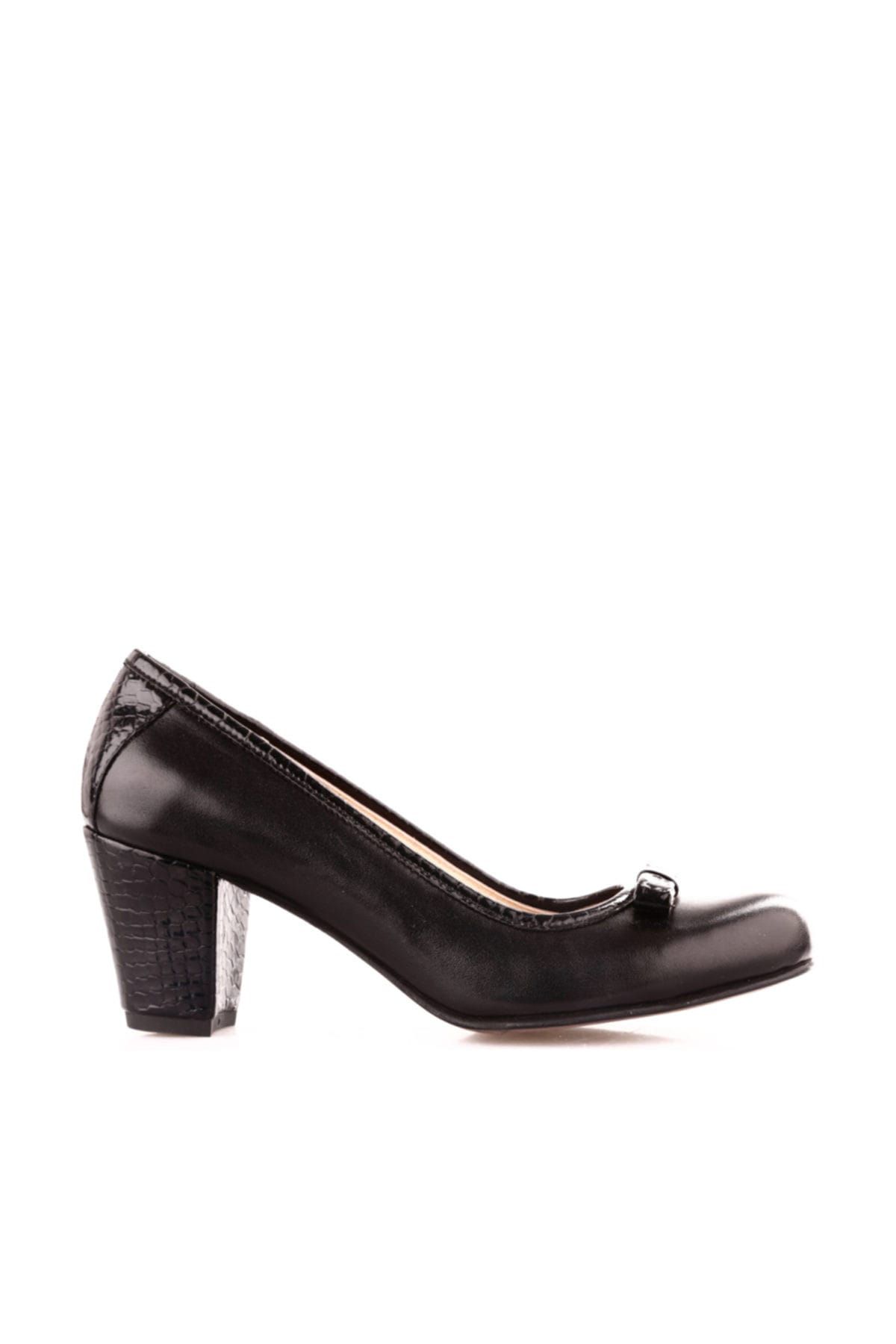 Dgn Siyah Kadın Klasik Topuklu Ayakkabı 295-148