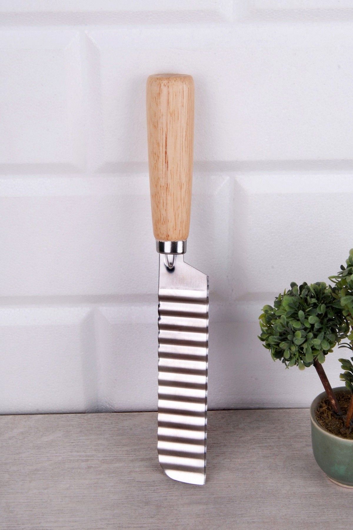 Queen's Kitchen Bambu Saplı Lüx Patates Cips Bıçağı C-181-Ye9015