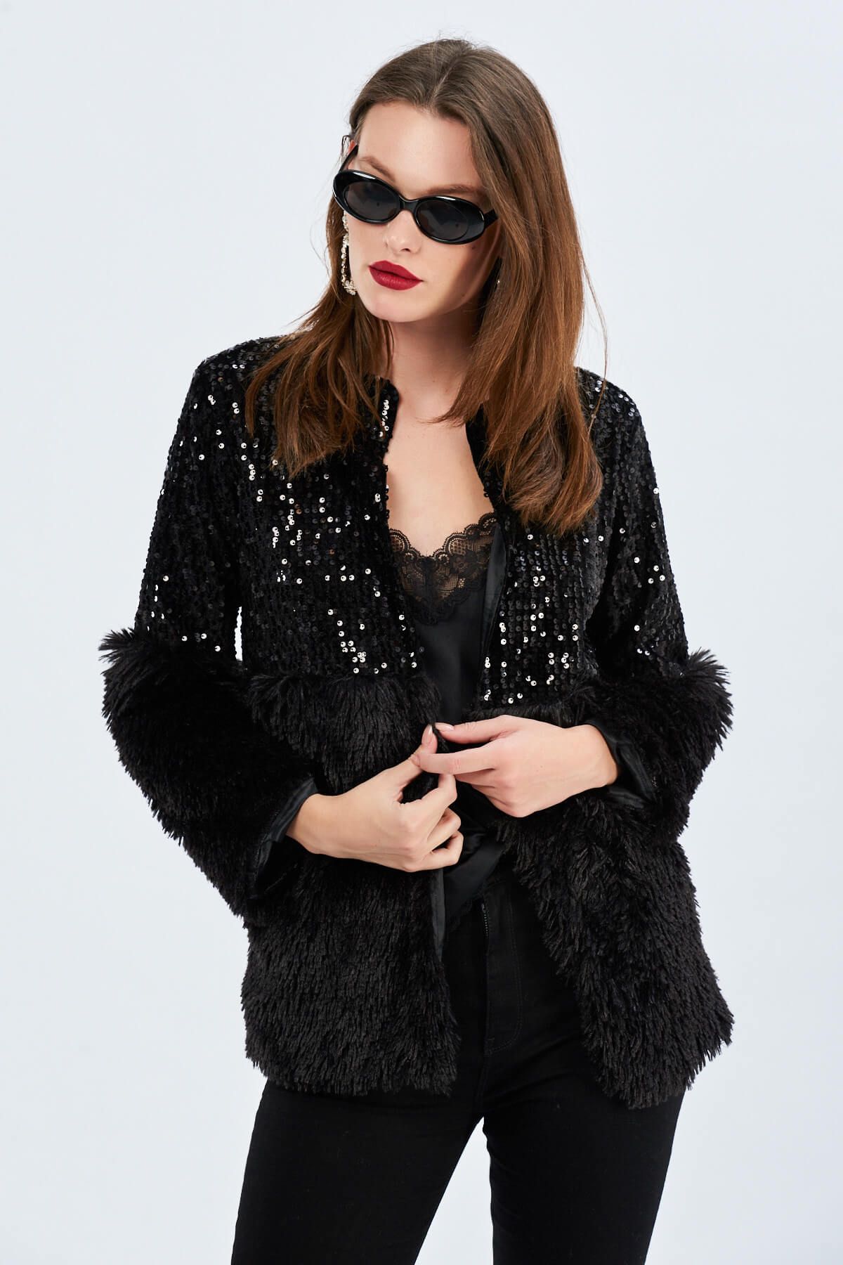 Cool & Sexy Kadın Siyah Altı Püsküllü Payetli Ceket BK514