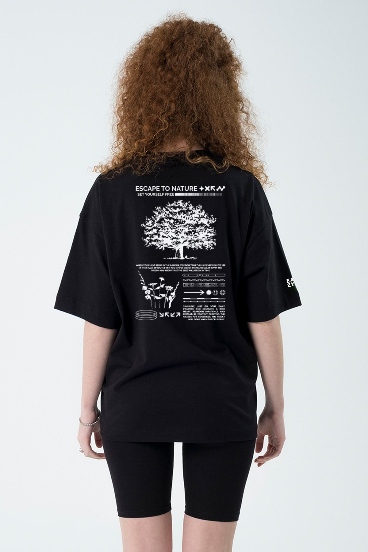 Eazy Co Escape To Nature Siyah Unisex Extra Oversize Kısa Kollu T-shirt