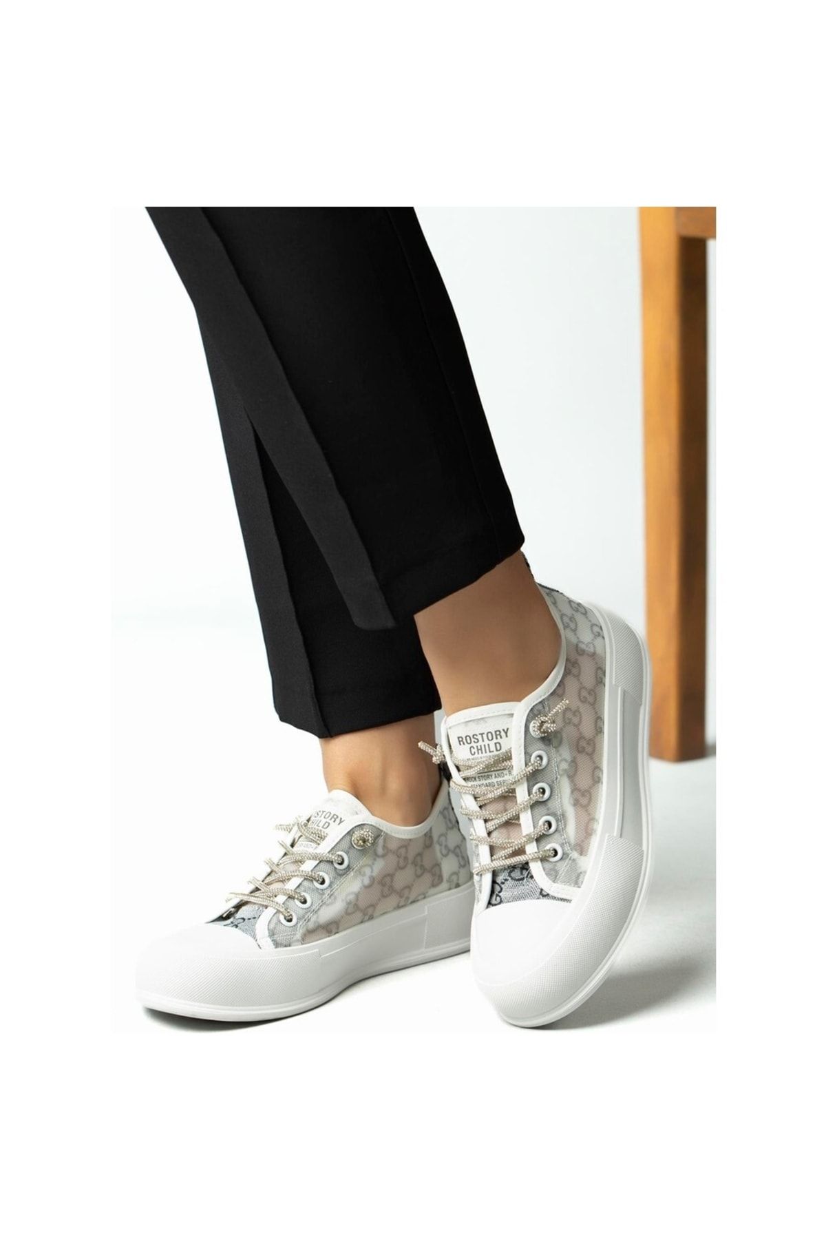 Guja 23Y384 Kadın Gri Beyaz Tüllü Taşlı Platform Kalın Ortopedik Taban Sneaker Yürüyüş Spor Ayakkabı