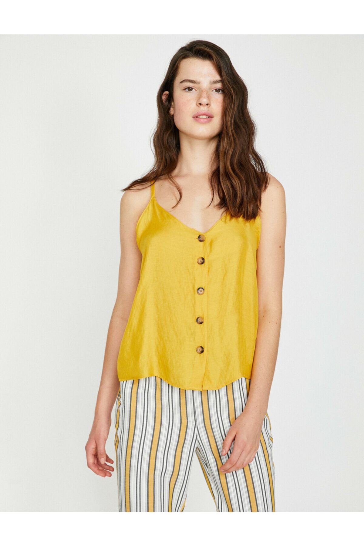 Koton Kadın Sarı Düğme Detaylı Bluz