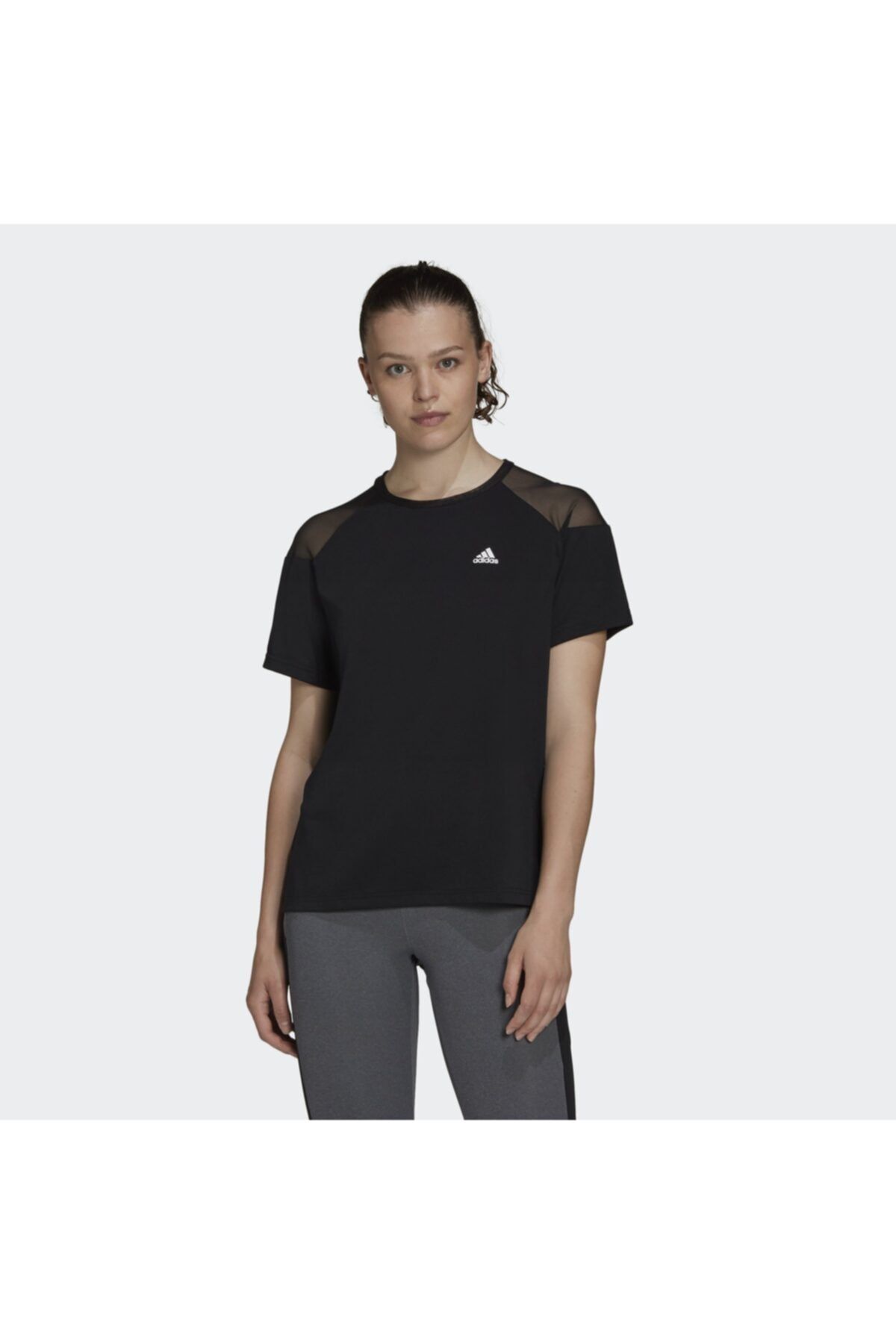 adidas W UC T Siyah Kadın T-Shirt 101118123