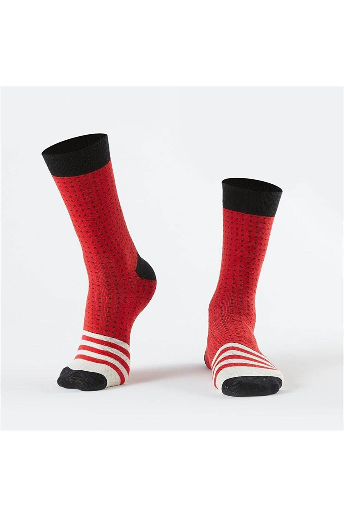 Özgür Çoraplar Erkek Kırmızı Siyah Noktalar  d0411581