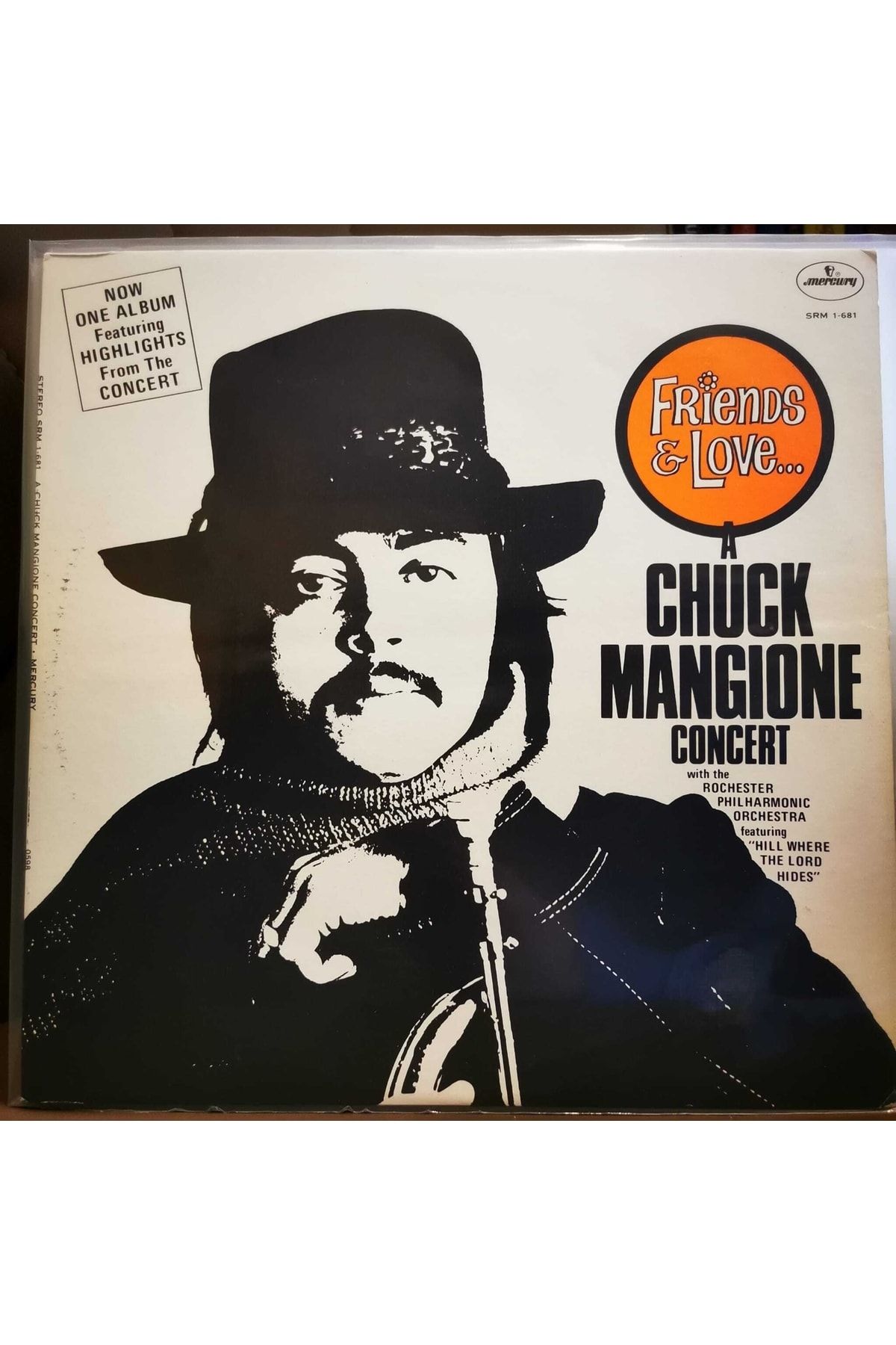 Vinylium Zone Chuck Mangione – Friends & Love... A Chuck Mangione Concert Vinyl, Lp Plak