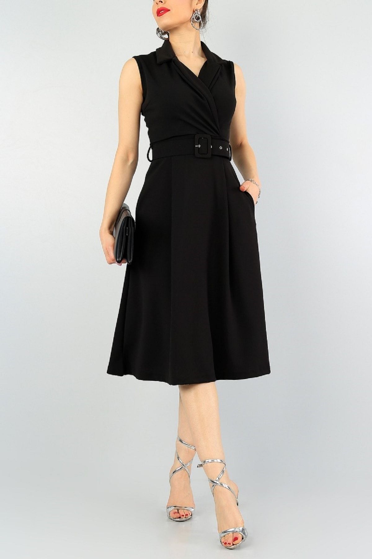 bayansepeti Kadın Siyah Esnek Kumaş Kruvaze Yaka Kemer Detaylı Pileli Dizaltı Elbise 59434