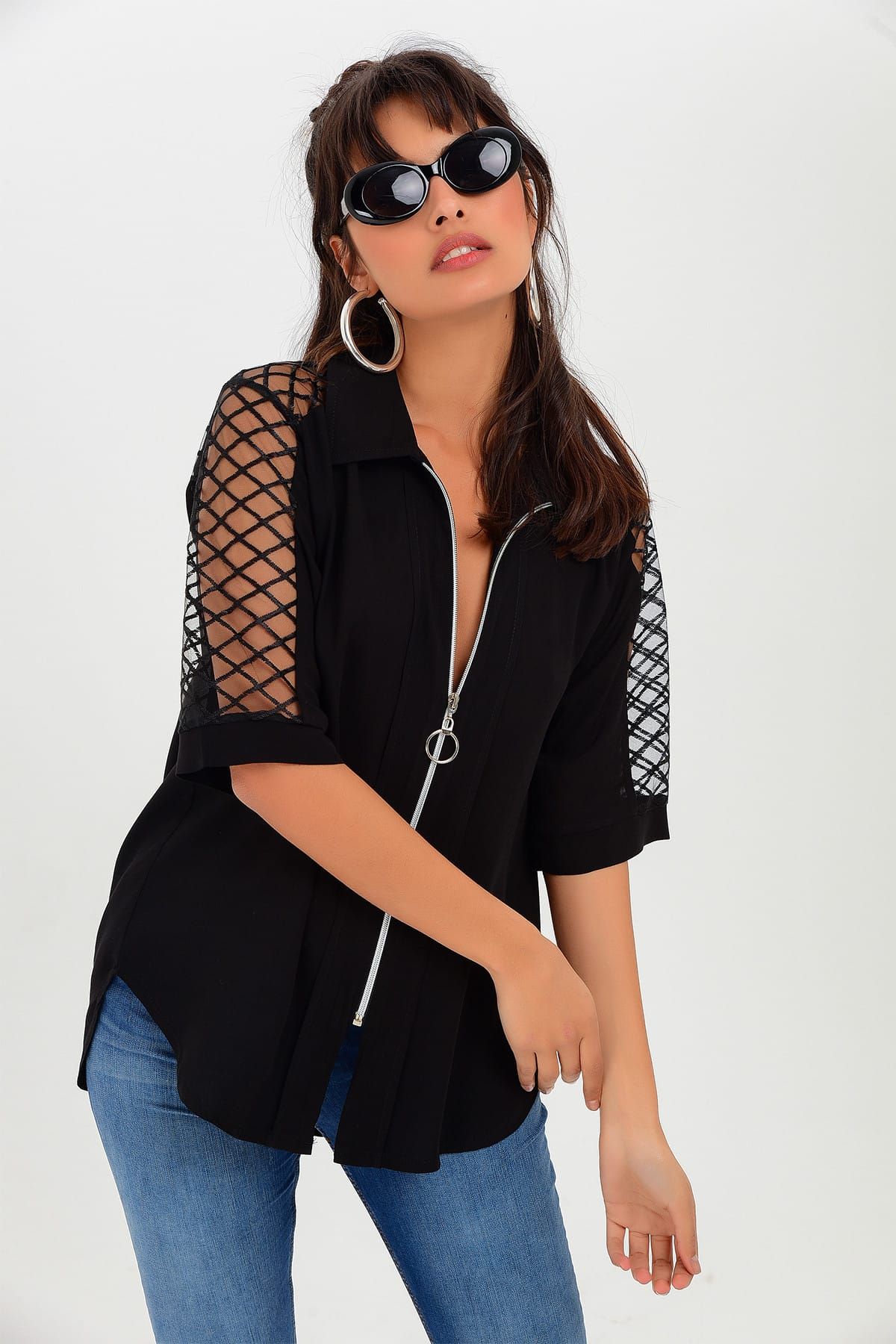 Cool & Sexy Kadın Siyah Kol Detaylı Fermuarlı Gömlek BK600