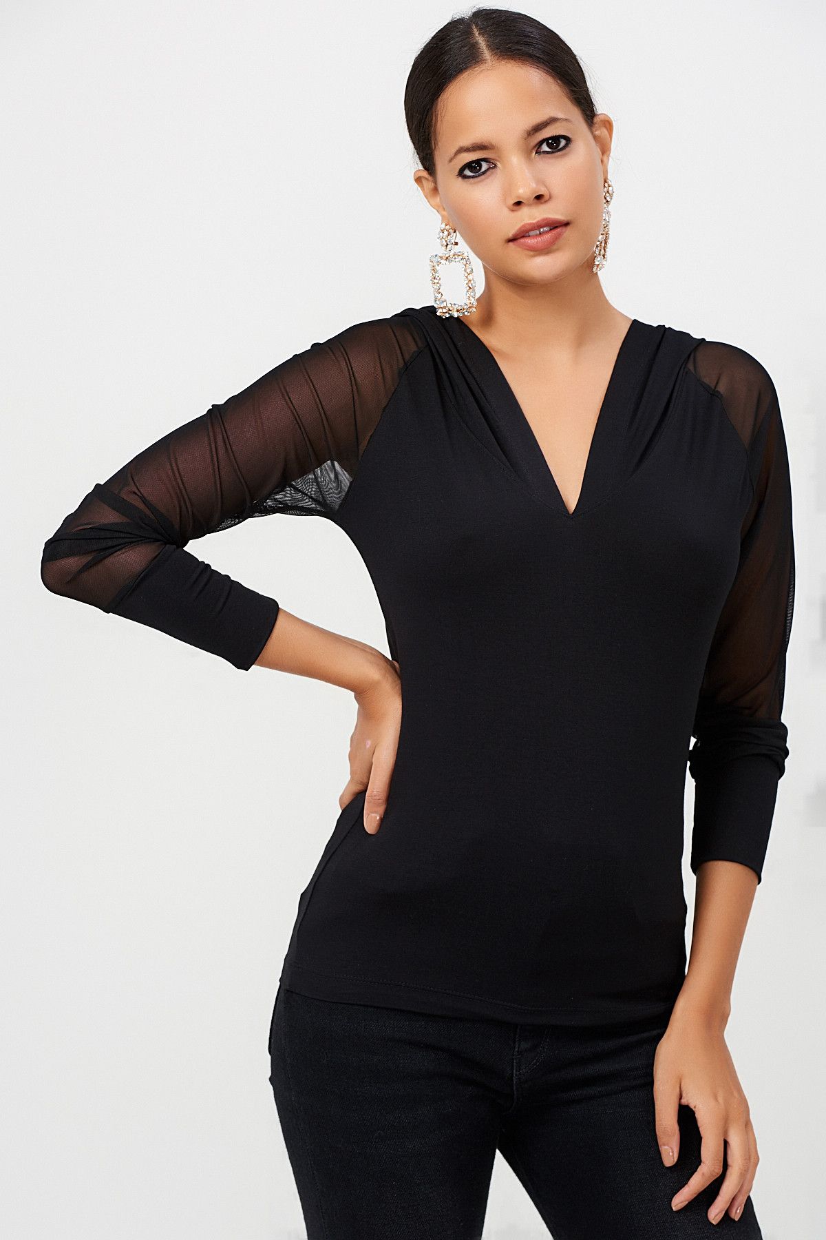 Cool & Sexy Kadın Siyah Kolları Tül Kapüşonlu Bluz M1036