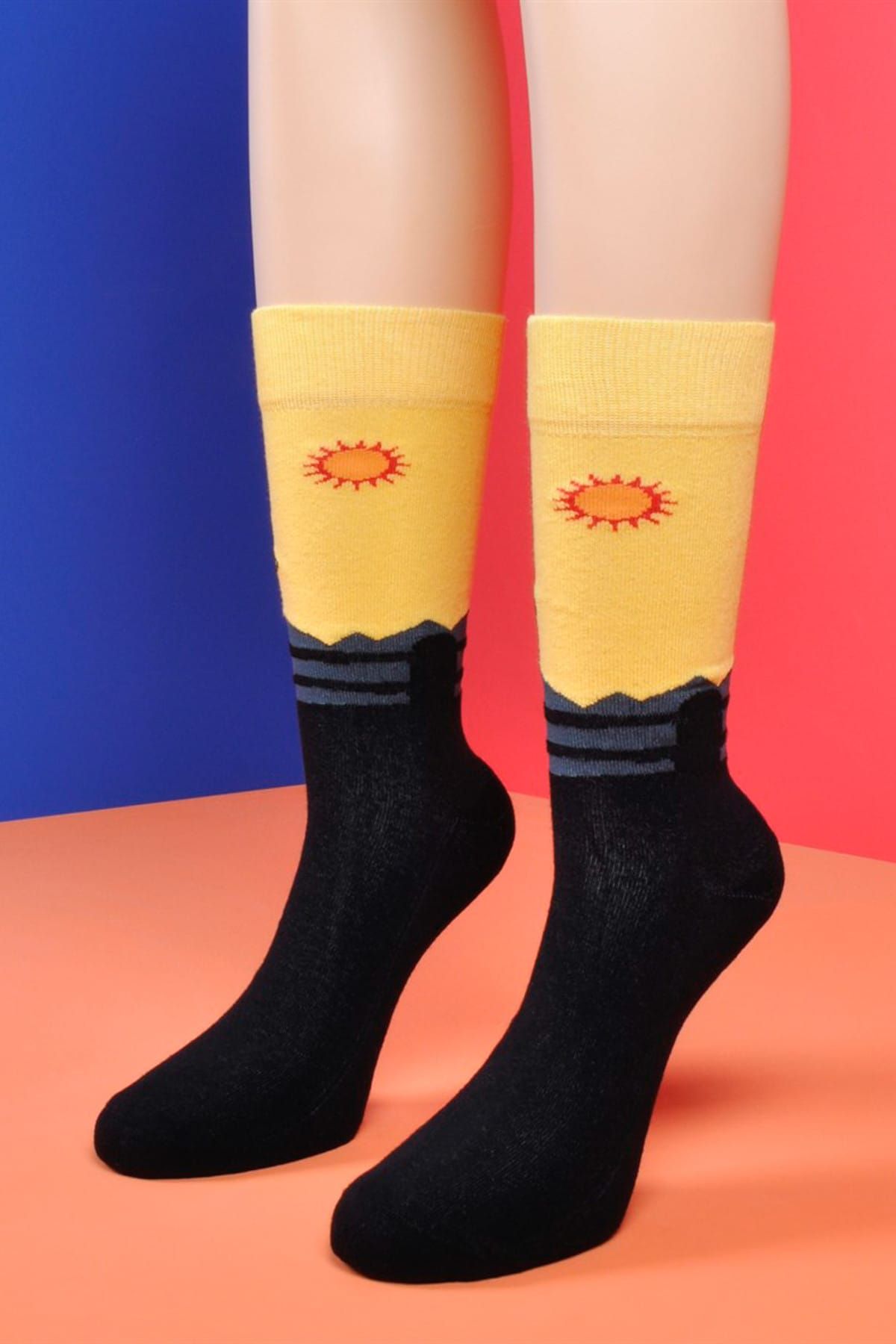 Socks Academy Ünisex Sarı Siyah Tabanlı Horoz Desenli Havlu Çorap