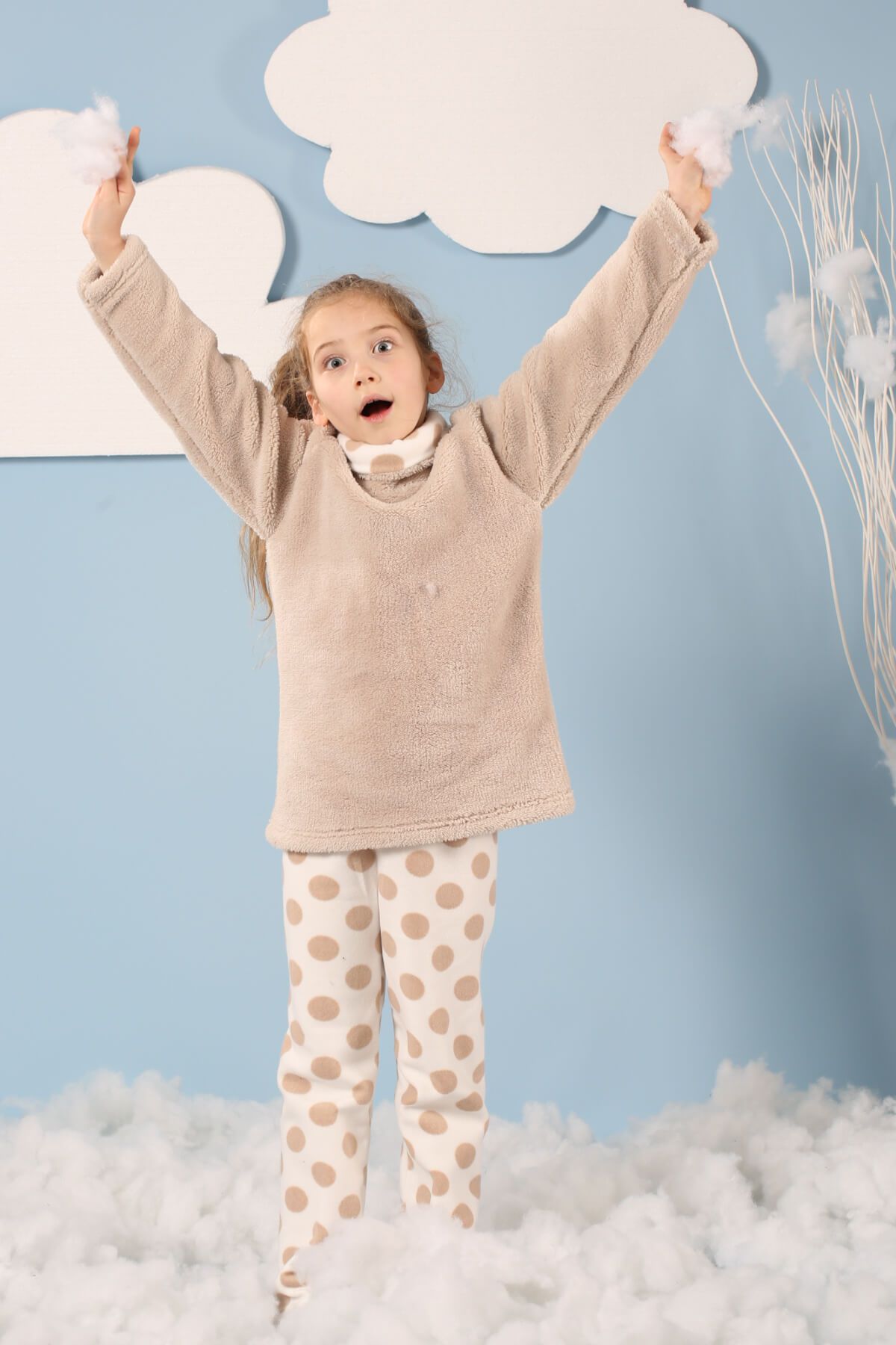 Siyah İnci Kız Çocuk Desenli Wellsoft Pijama Takımı 56141 .