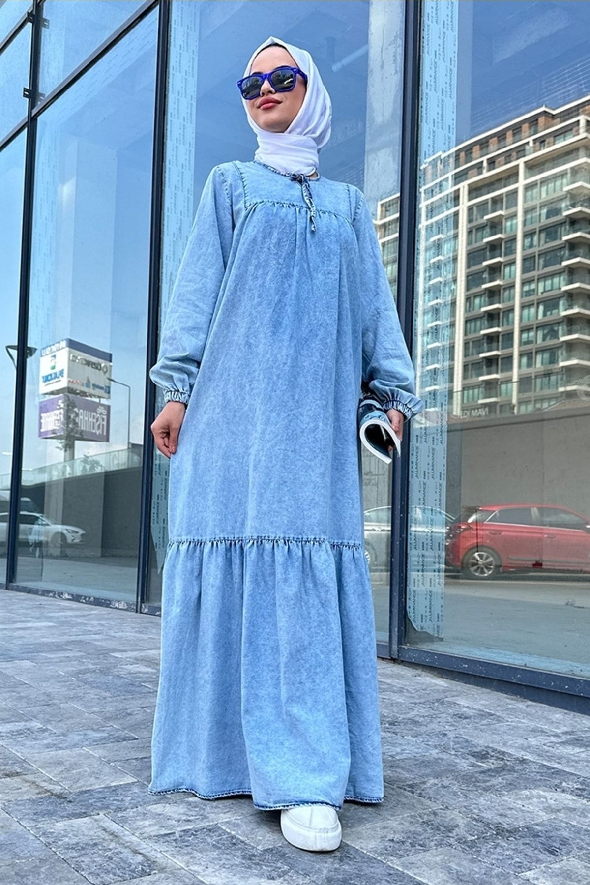 Bestenur Ünay Eteği Fırfırlı Kot Elbise 511 - Mavi
