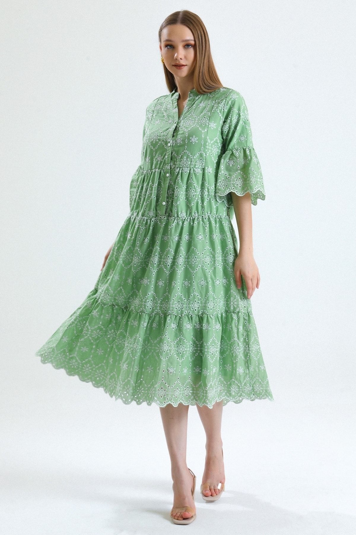 MD trend Kadın Mint Yeşil Hakim Yaka Düğmeli Astarlı Kısa Volan Kollu Geniş Kesim Brode Elbise