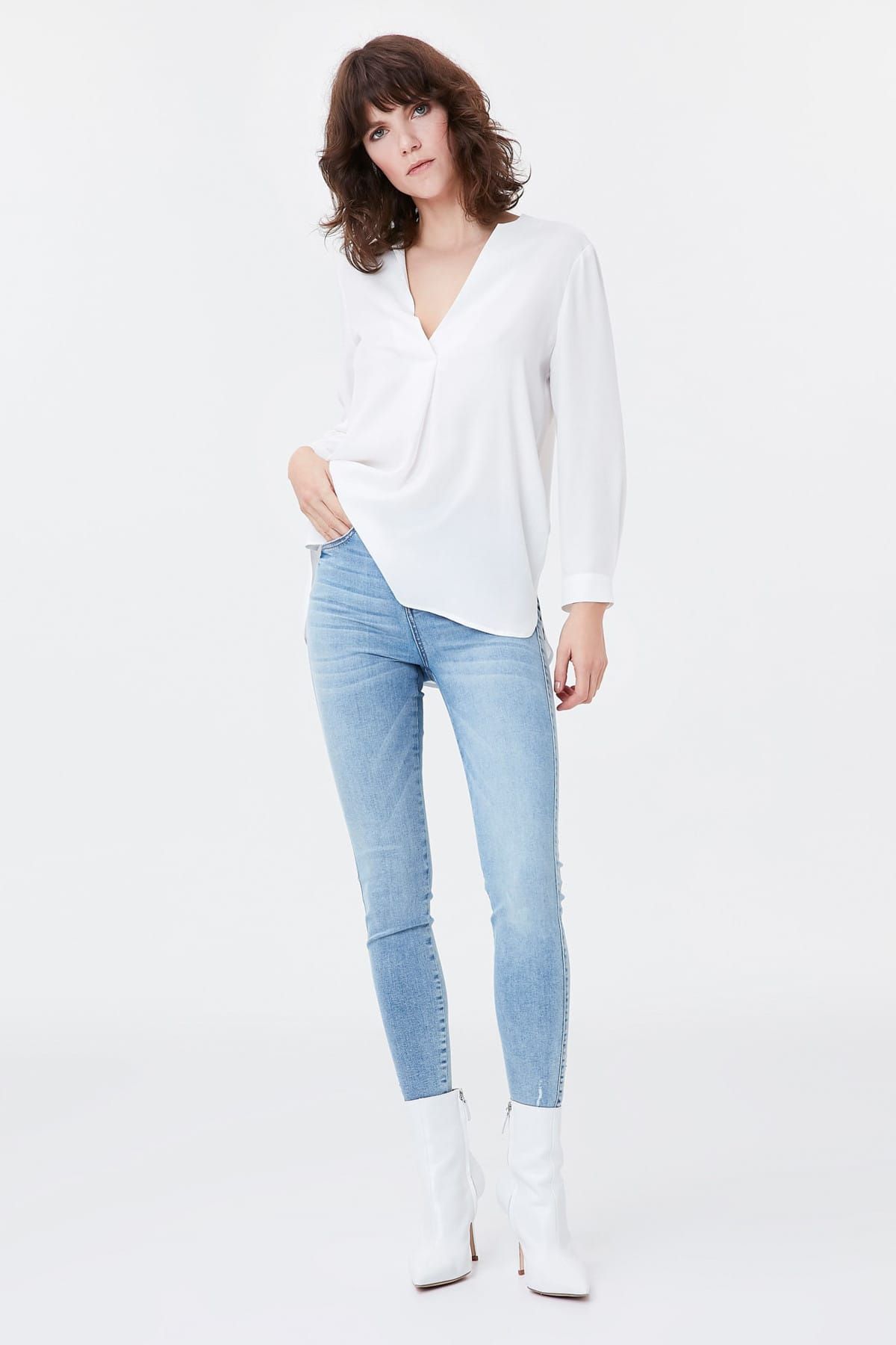 İpekyol Kadın Kırık Beyaz Kırık Pili Yaka Detaylı Bluz IS1190006168096