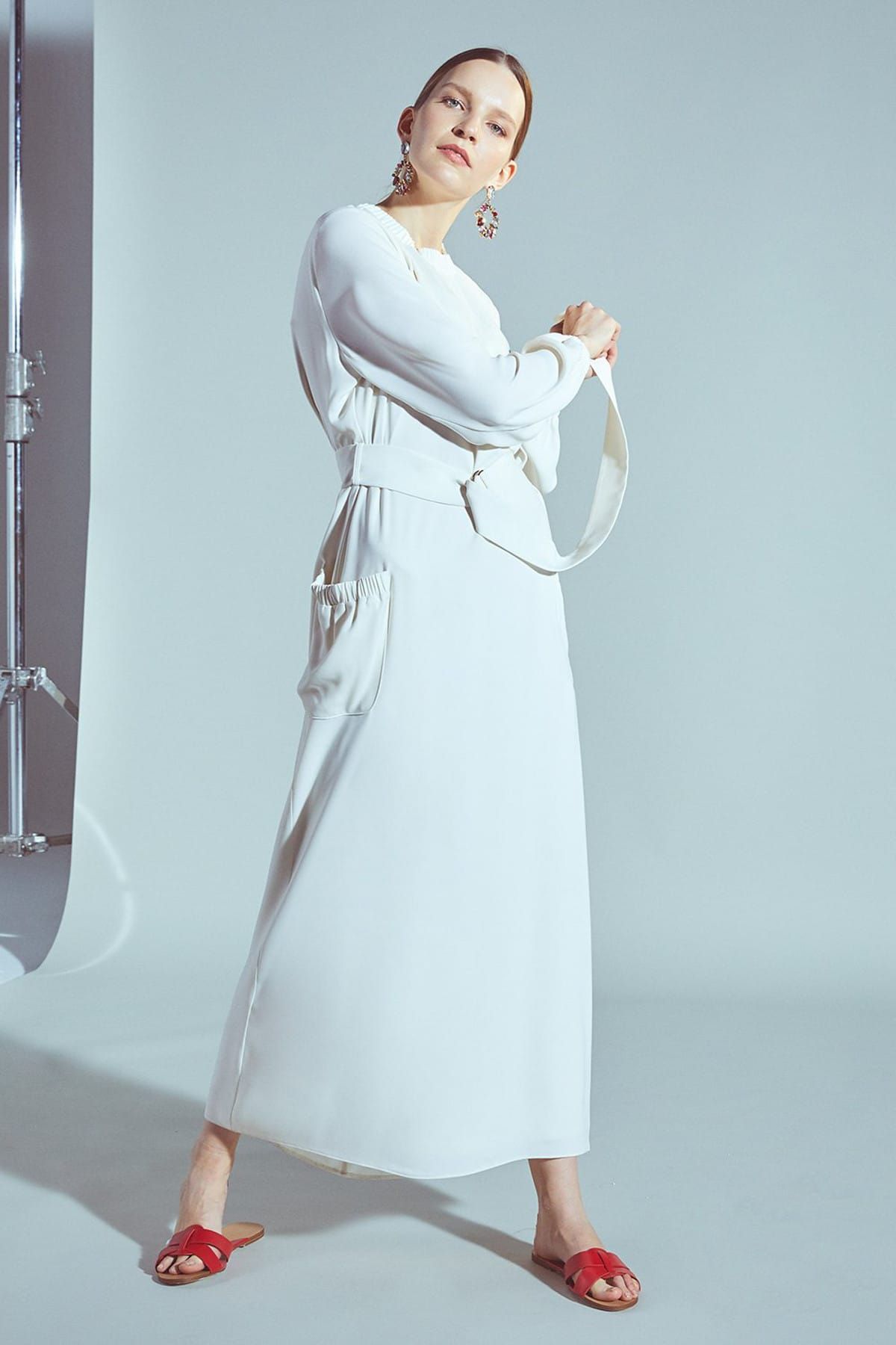 Latifa Kadın Ekru Minimal Elbise Cher