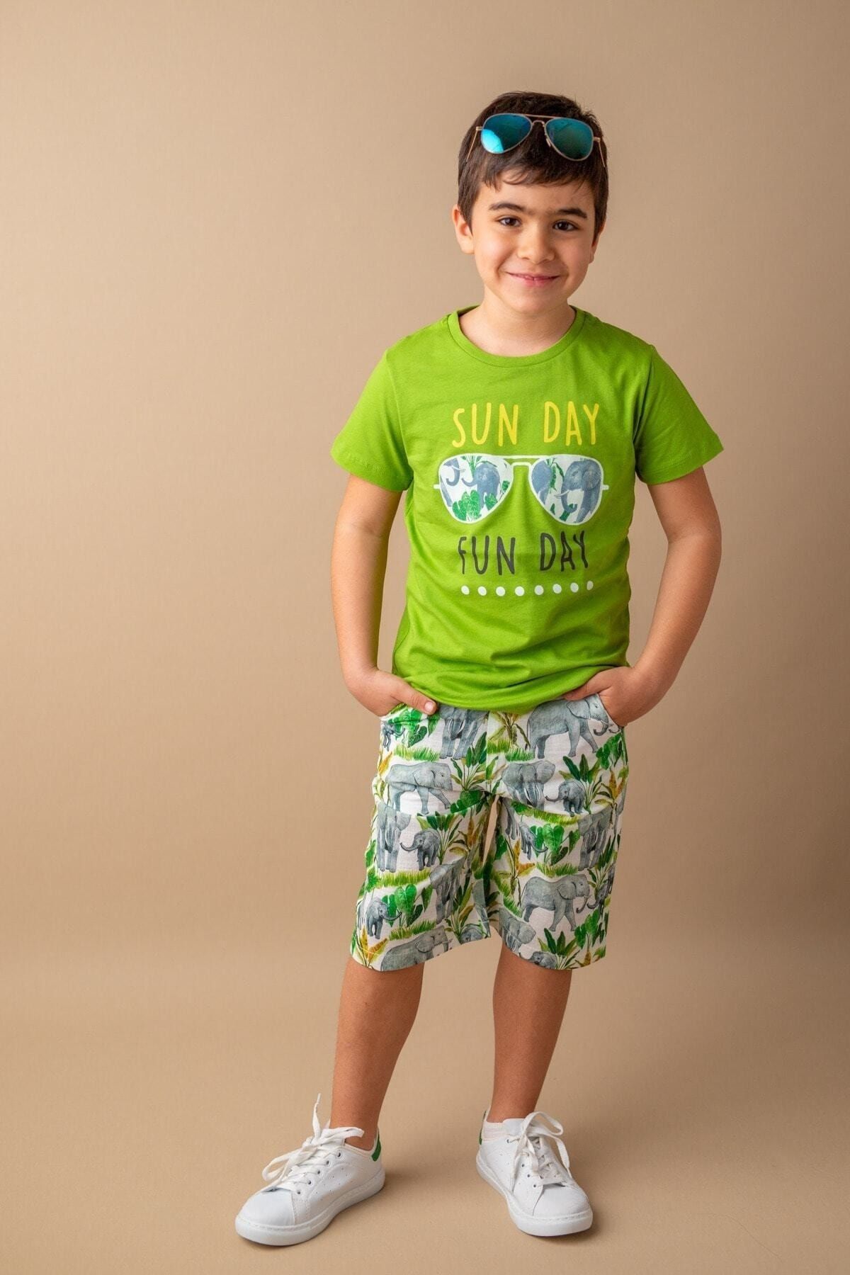 Zeyland Erkek Çocuk % 100 Pamuk Cotton Yeşil Renk Funday Baskılı T-shirt (5-14YAŞ)