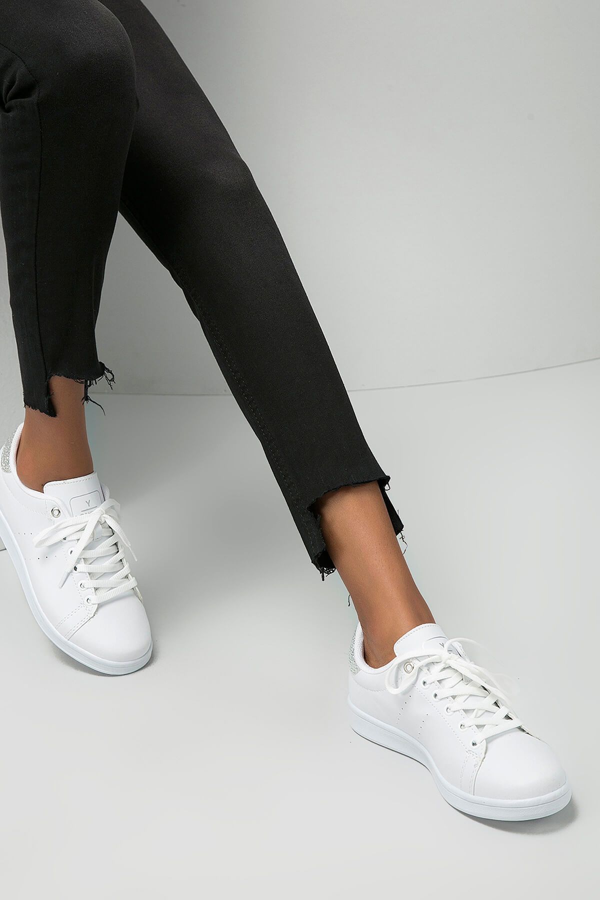 Y-London Beyaz Gümüş Kadın Spor Ayakkabı 669-8-8600