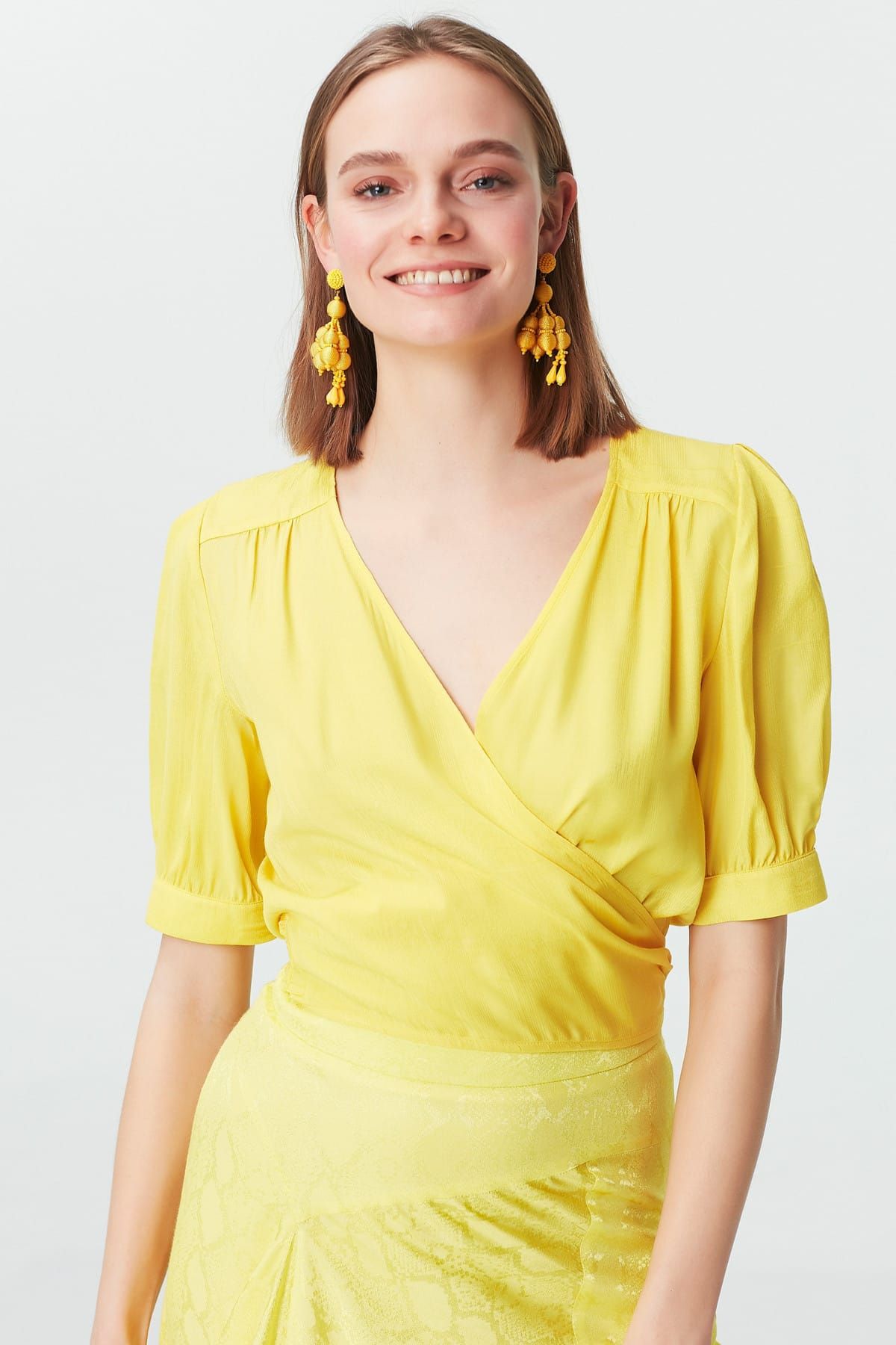 İpekyol Kadın Sarı  Kuşaklı Anvelop Bluz IS1190006244009