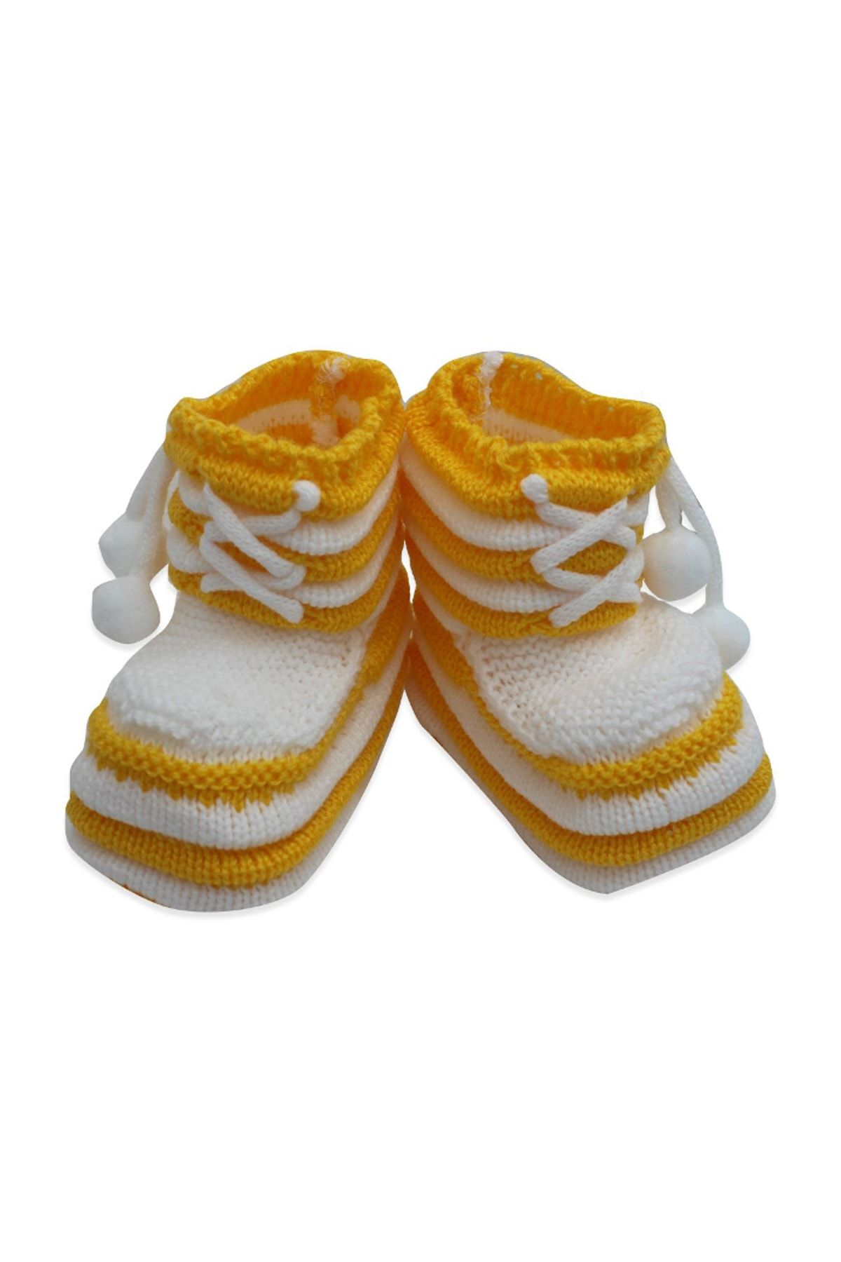 Bebişmoda Ponpon Bağcıklı Sarı Çizgili Triko Bebek Patik K2989
