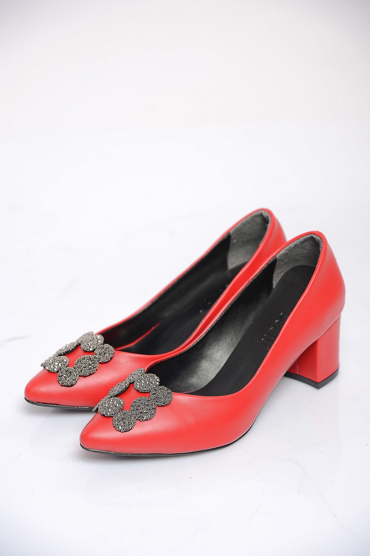 Shoes Time Kırmızı Cilt Kadın Topuklu Ayakkabı 19K 202