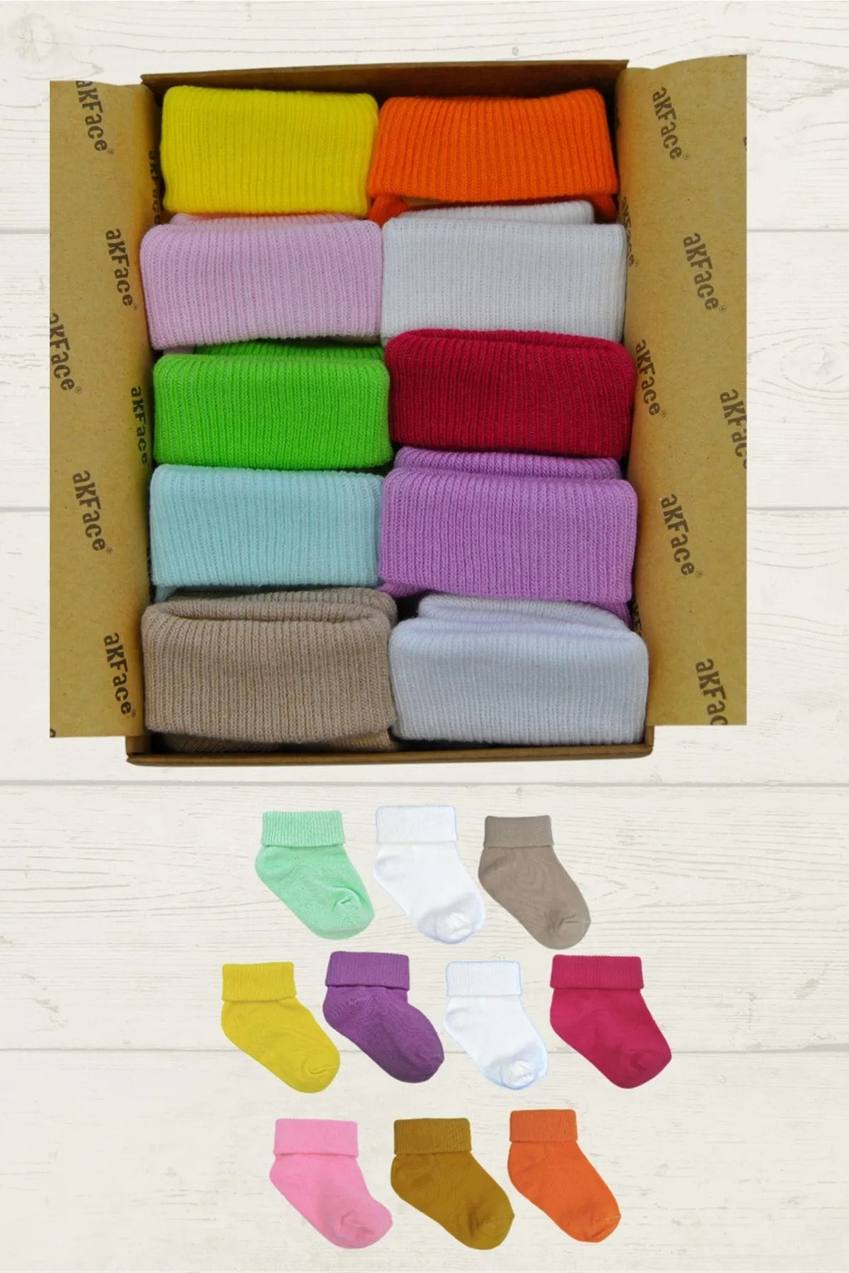 Akface Organik 10 Renkli Kutulu Kız Bebek Çorabı 0-2 Yaş