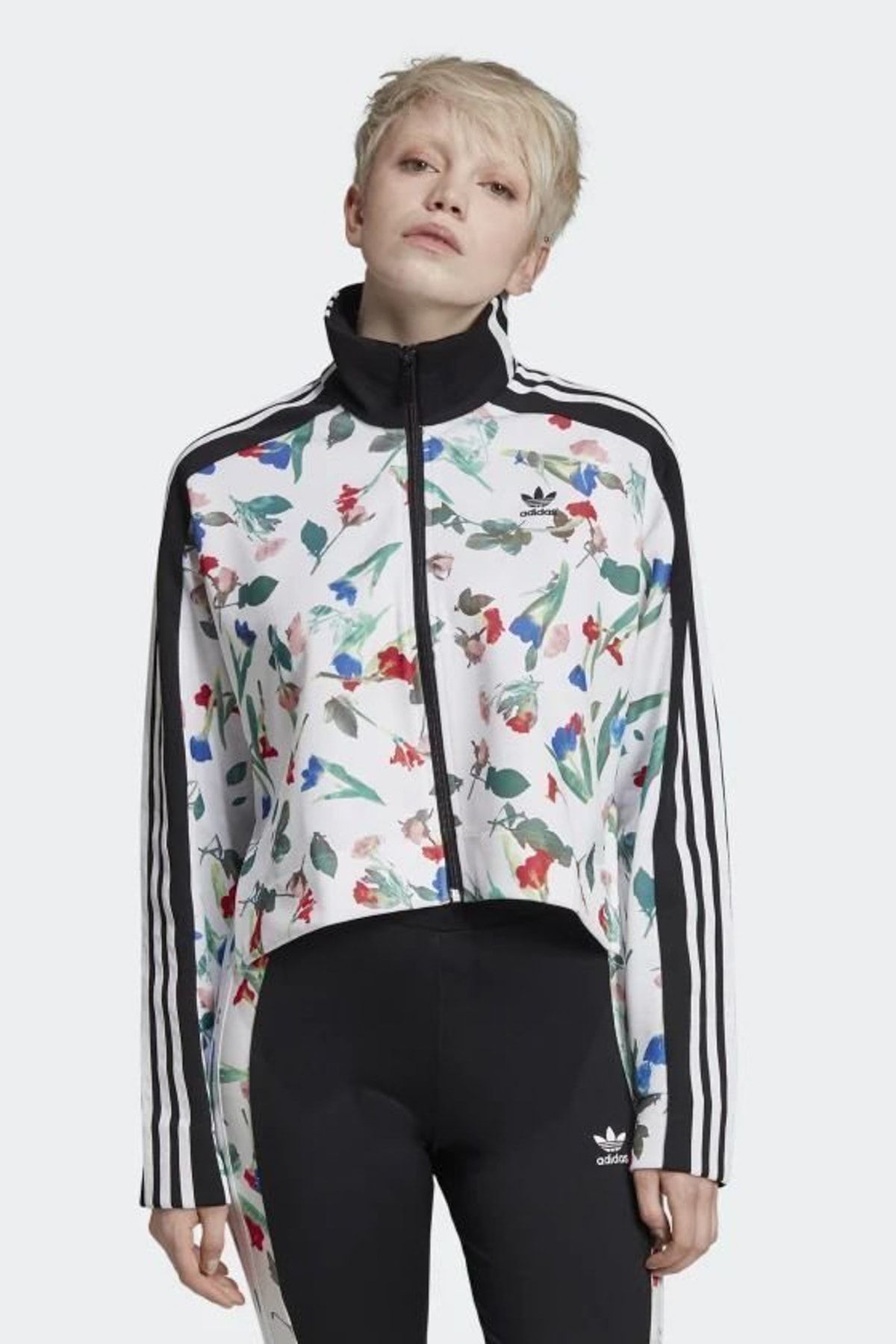adidas Allover Print Kadın Sweatshirt