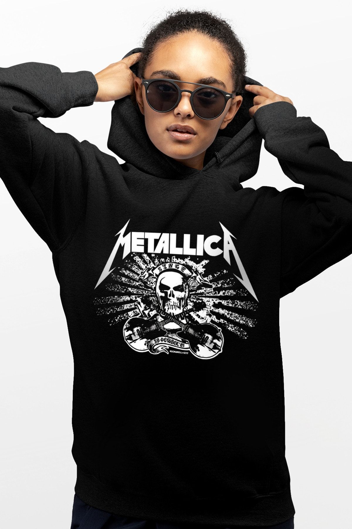 ROCKANDROLL Metallica Kurukafa Siyah Kapşonlu Kadın Sweatshirt