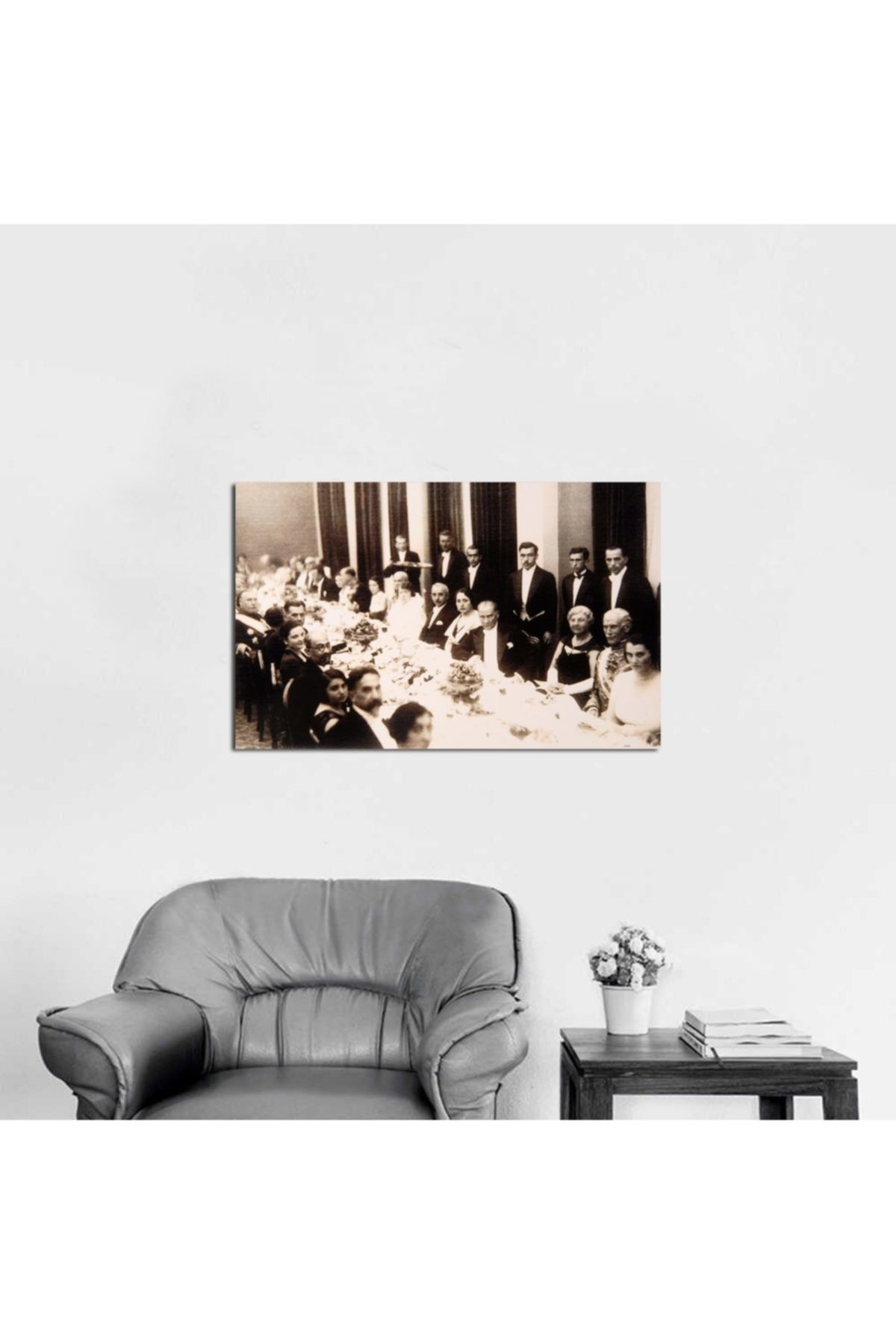 Tablosan Atatürk Liderlerle Yemek Masasında Sepya Kanvas Tablo 140x210 Cm