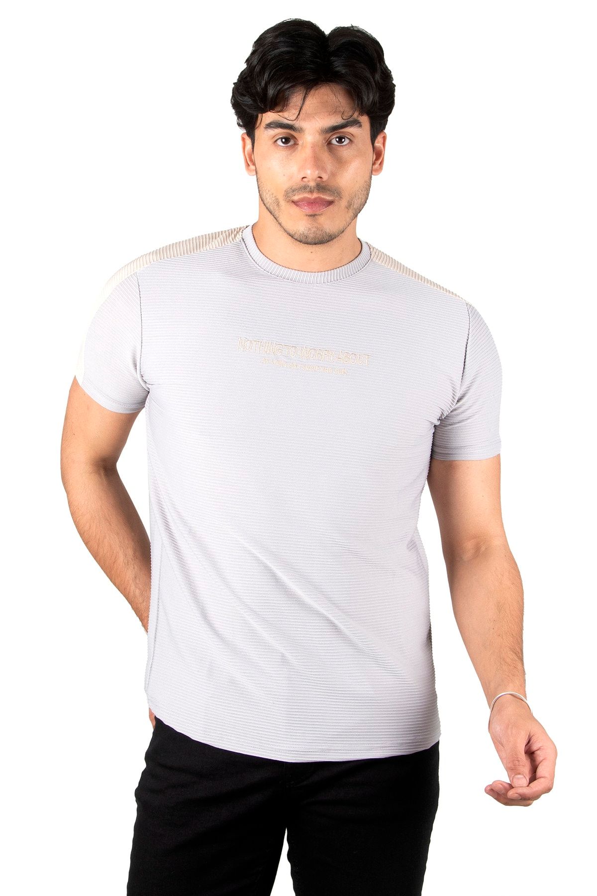DeepSea Erkek Gri Çizgi Desenli Kolları Şeritli Önü Yazı Nakışlı Likralı Tişört 2309630