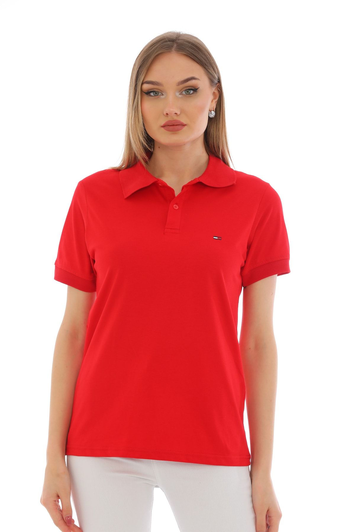 WAPP Kadın Kırmızı Pamuklu Likralı Polo Yaka Kısa Kollu Nakışlı Tişört
