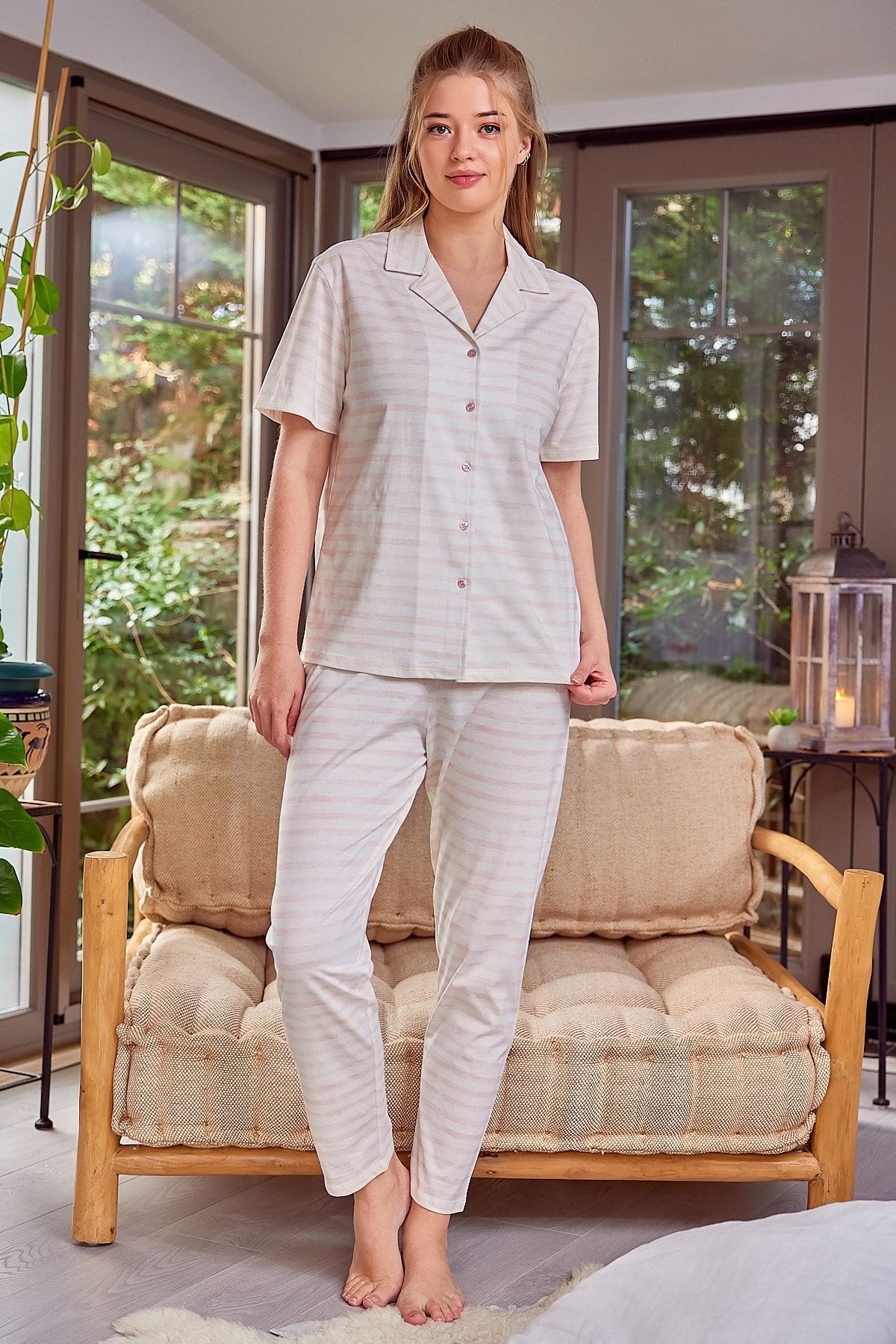 Zeyland Kadın Düğmeli Kısa Kollu Pijama Takımı