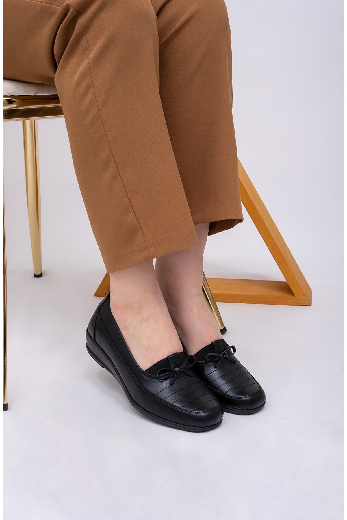 THE FRİDA SHOES Fiyonklu Içi Deri Yüksek Topuk Günlük Kullanıma Uygun Anne Kadın Ayakkabı Frd08